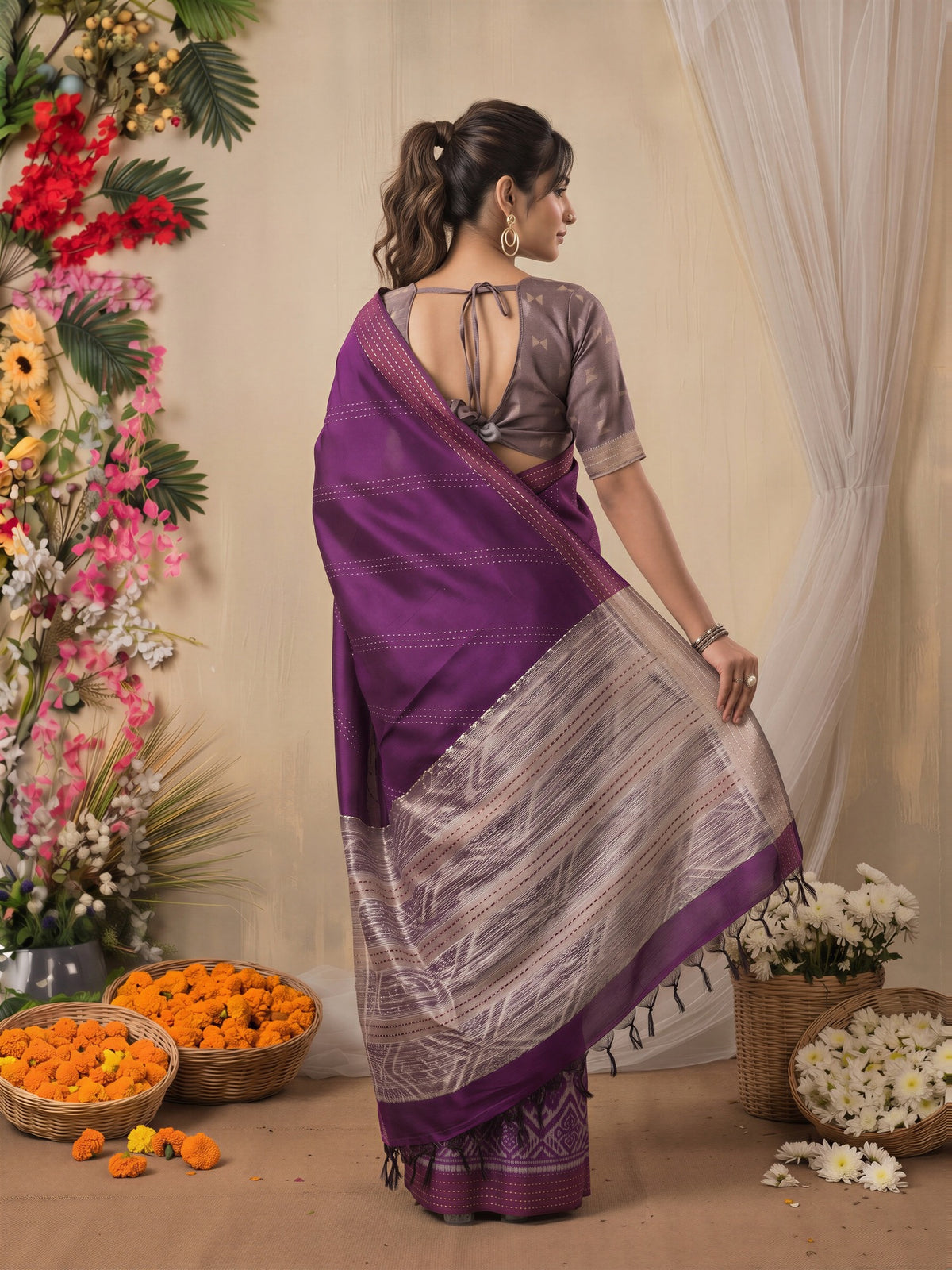 Magenta Silk Cotton saree – detail view 1