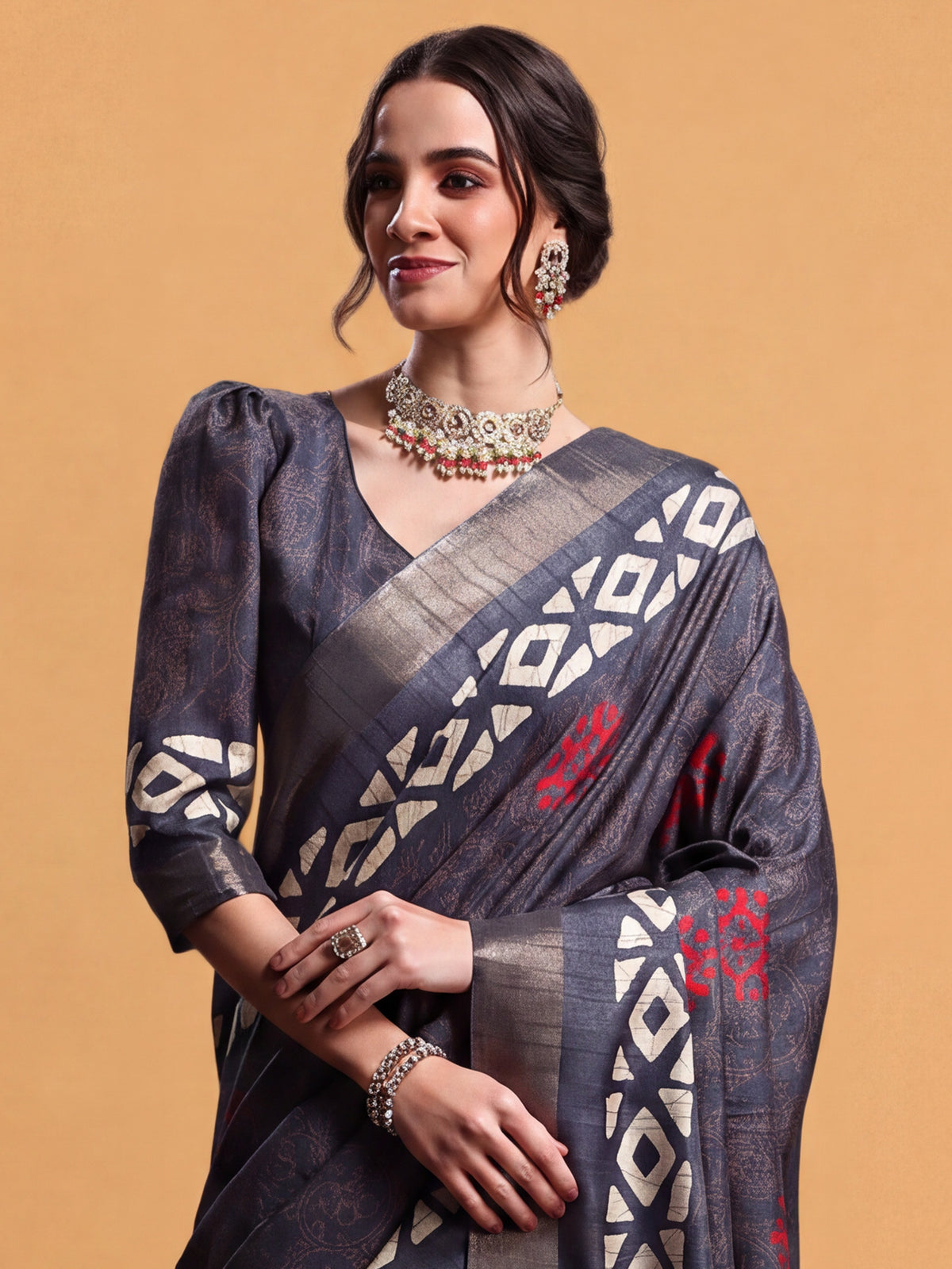 Grey Silk Blend saree – detail view 4