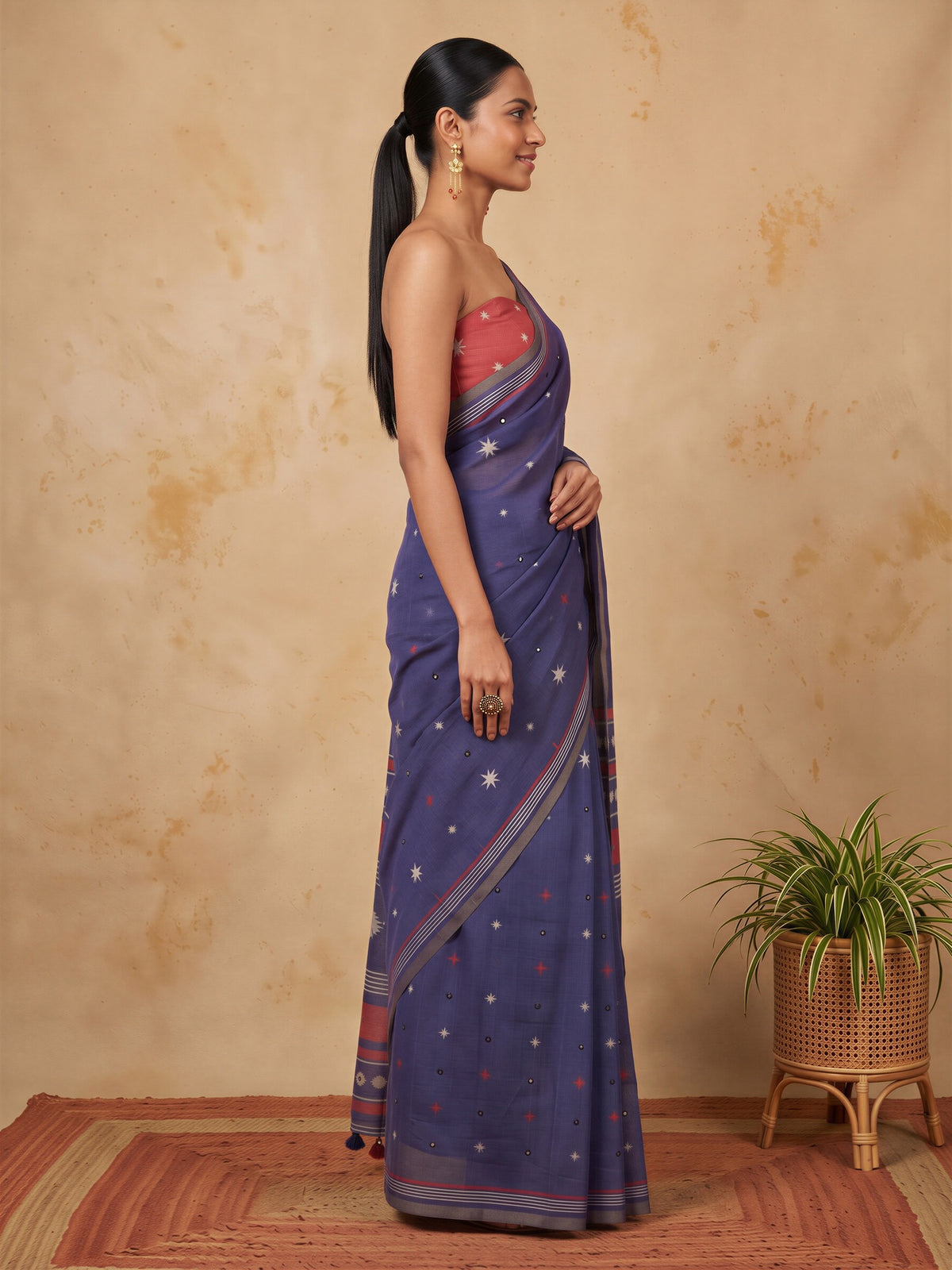 Navy Blue Linen Blend saree – detail view 2