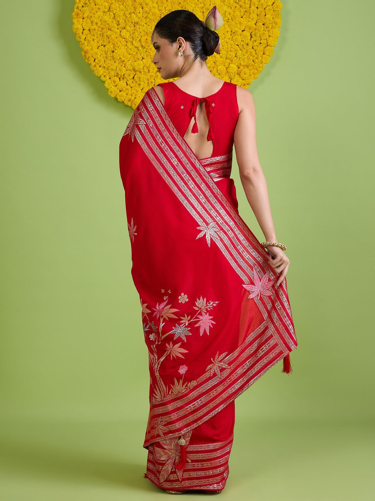 Red Silk Blend saree – detail view 6