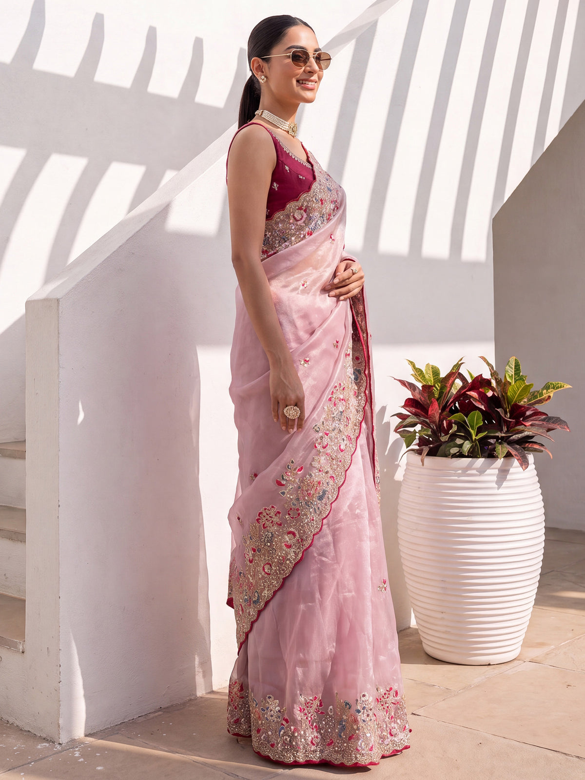 Pink Organza saree – detail view 2