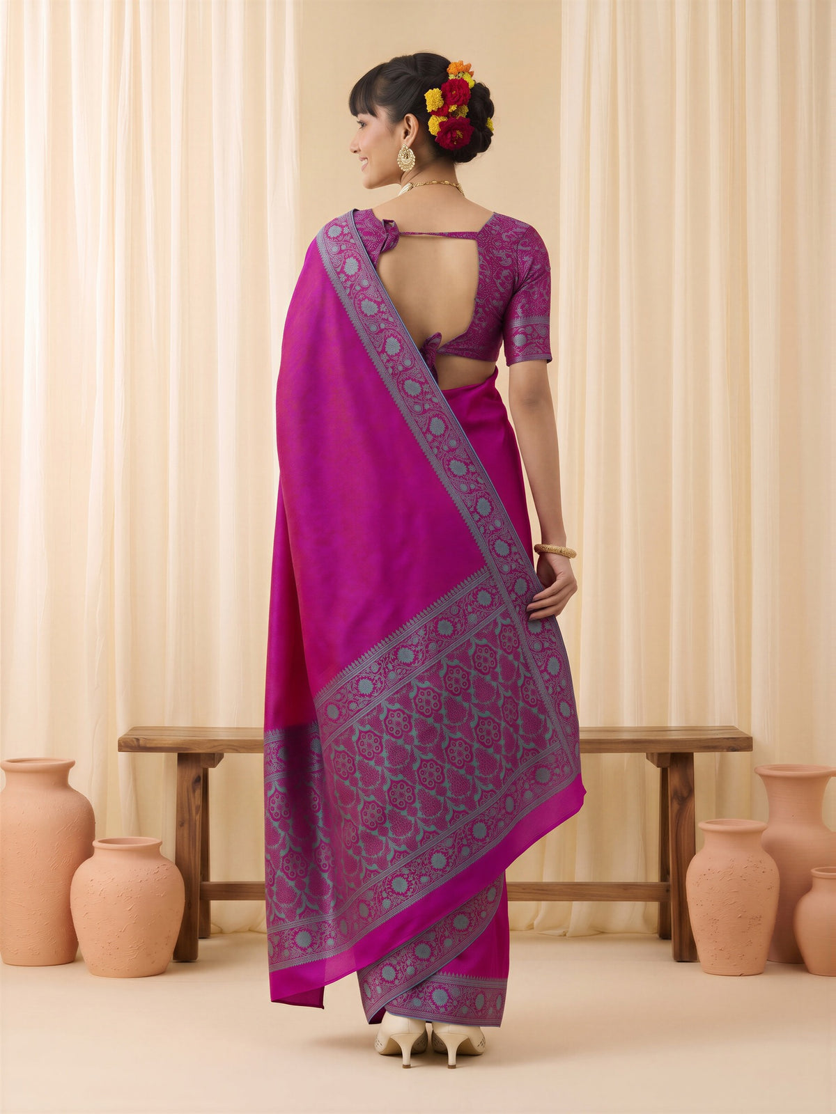 Magenta Silk Blend saree – detail view 1