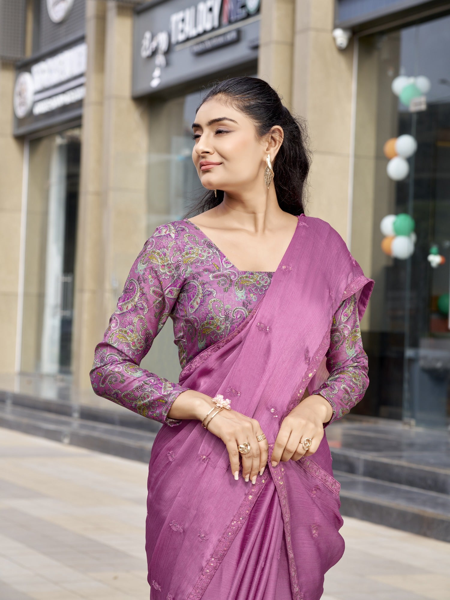 Mauve Satin Silk saree – detail view 2