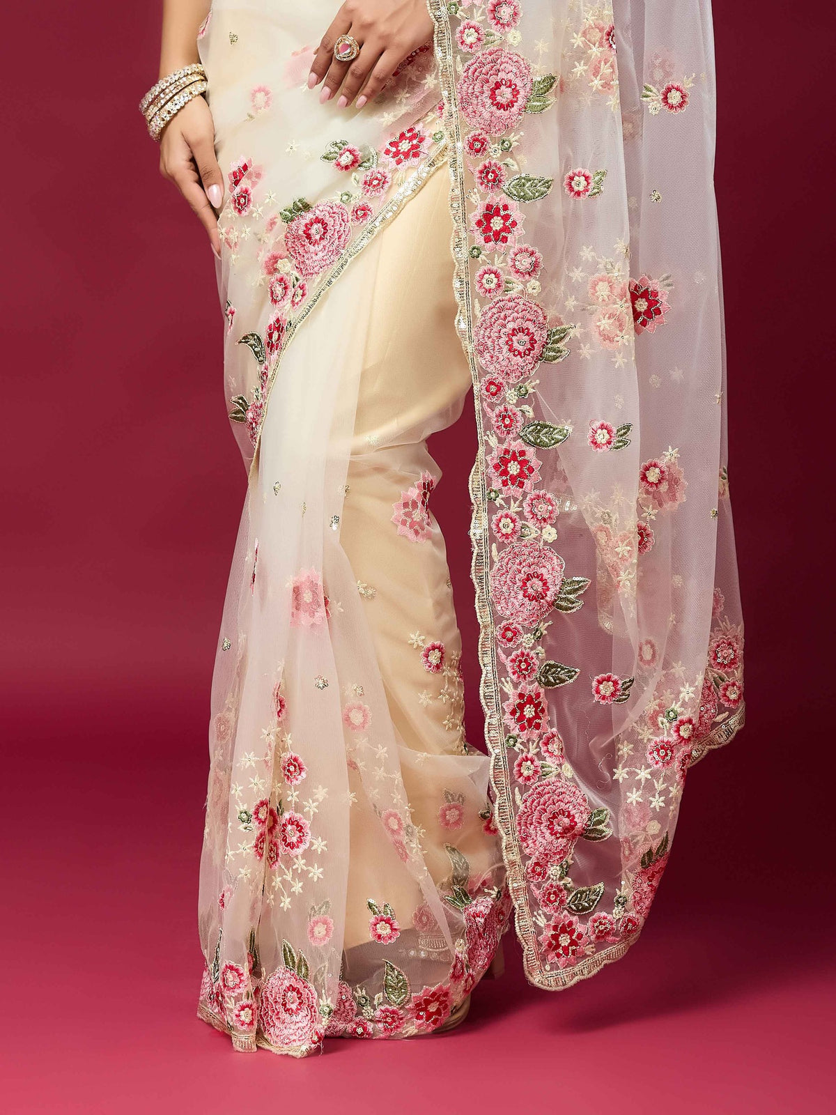 Off White Net saree – detail view 6