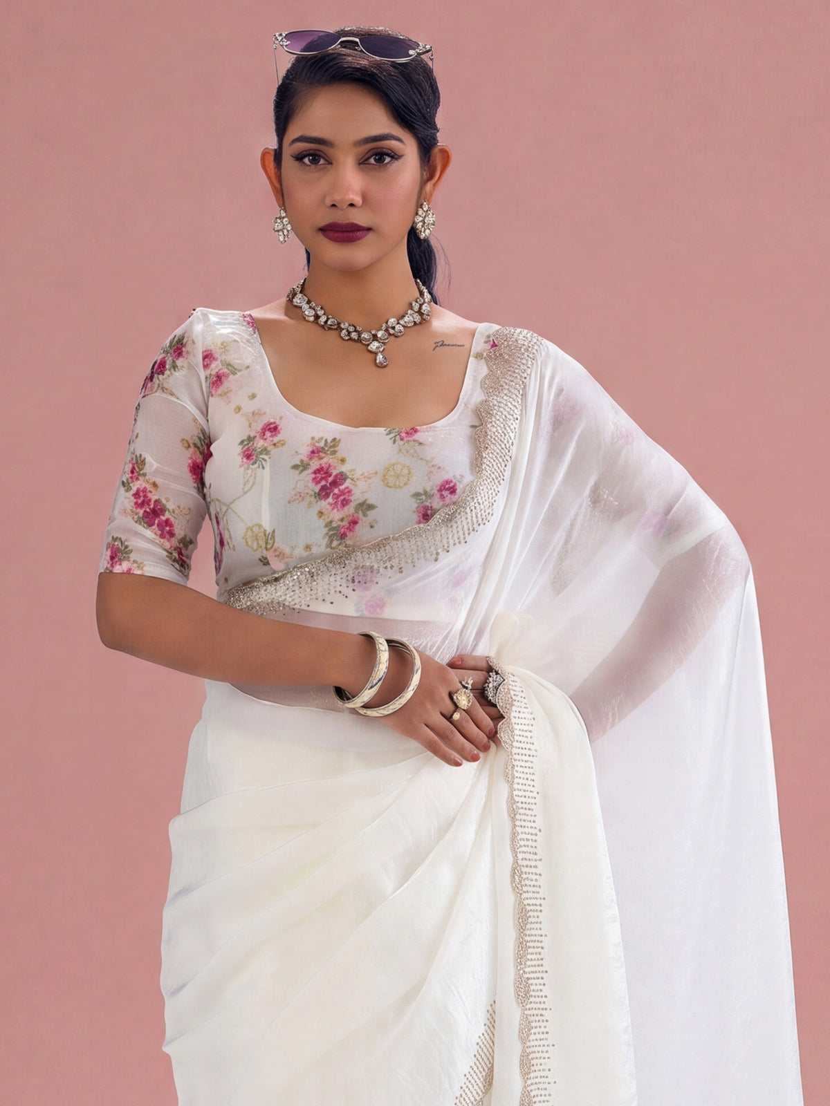 White Silk saree – detail view 3