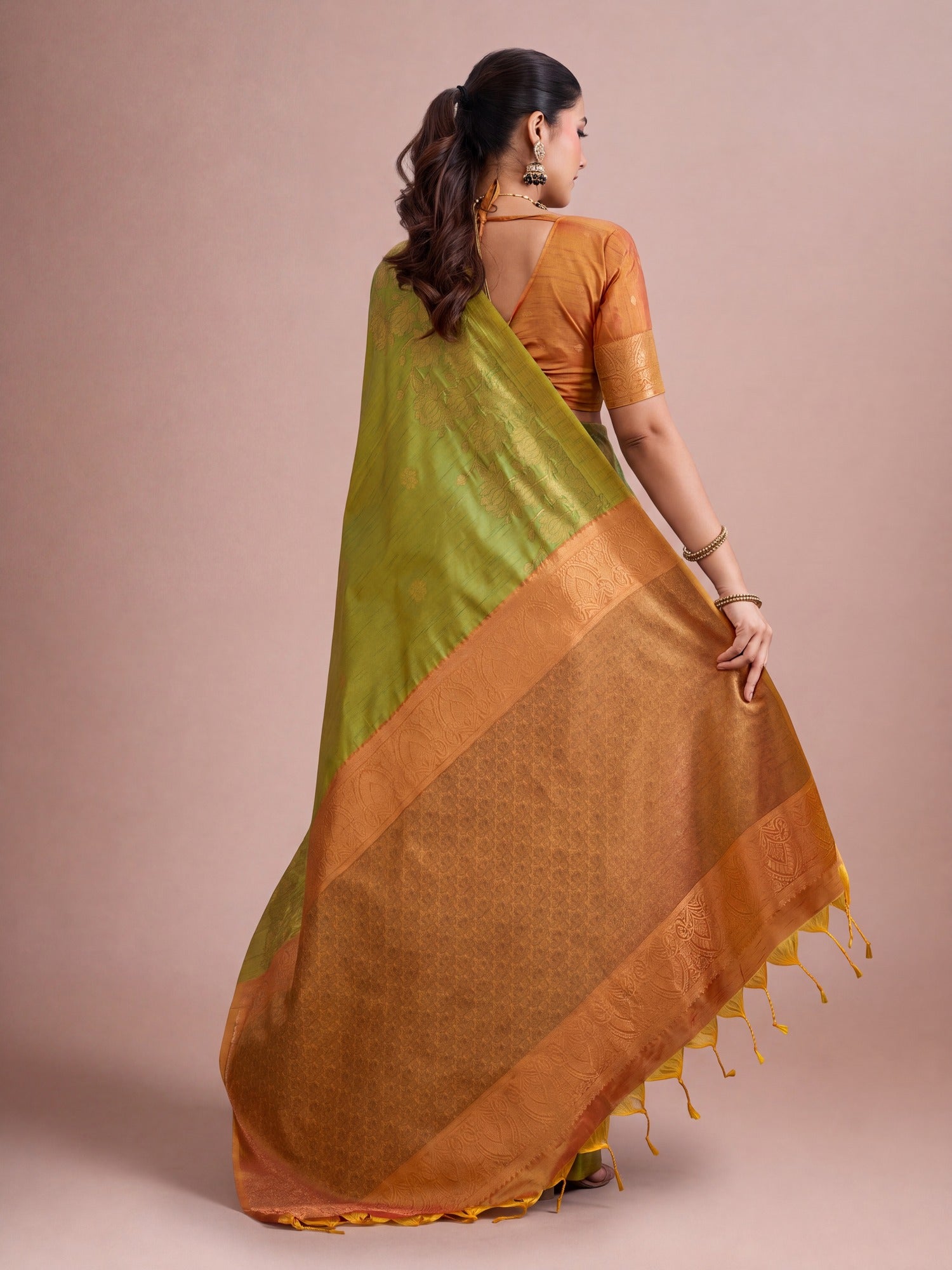 Green Tussar Silk saree – detail view 4