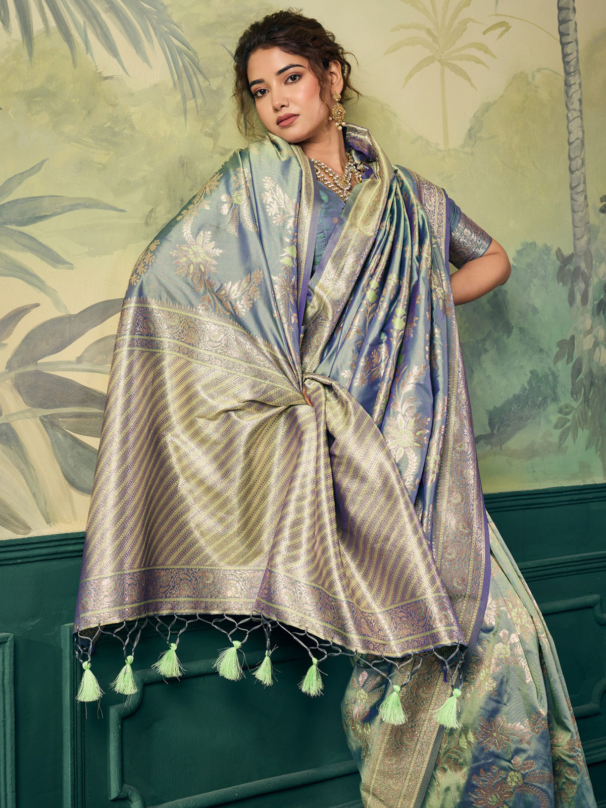 Light Blue Banarasi Silk saree – detail view 1