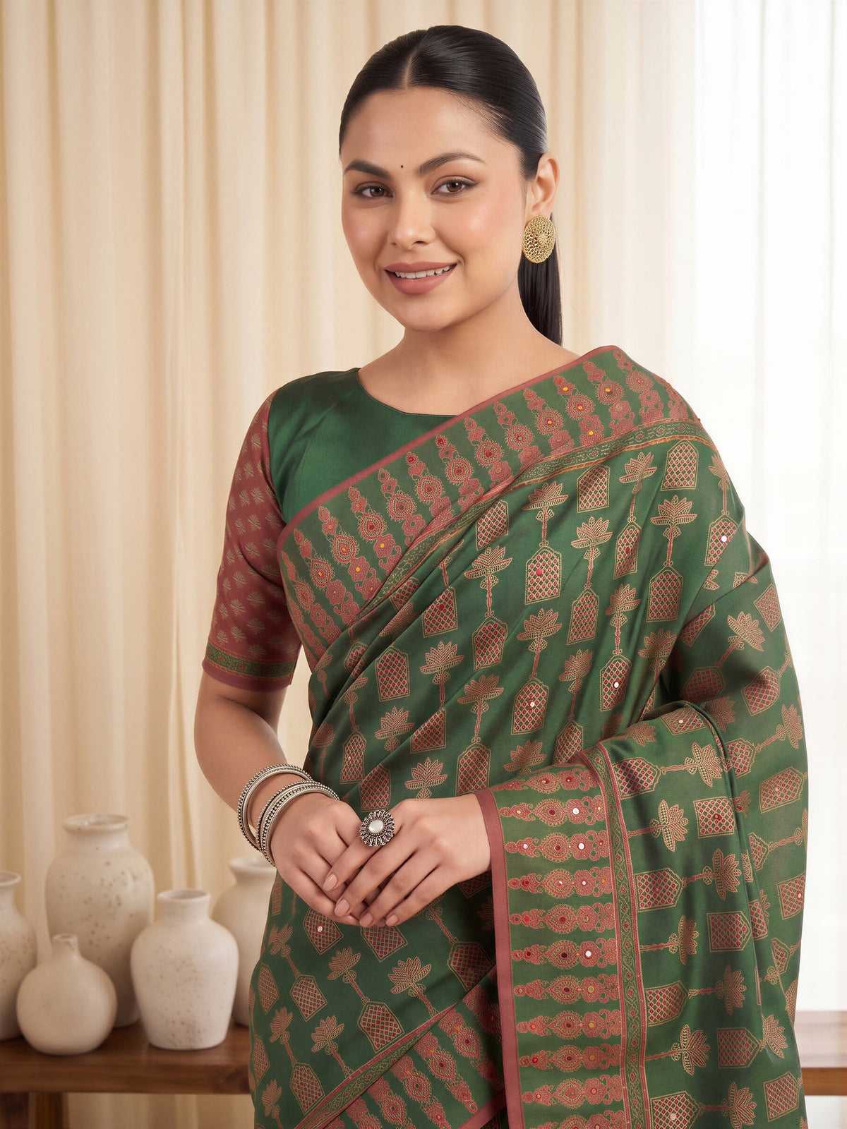 Green Silk Blend saree – detail view 4