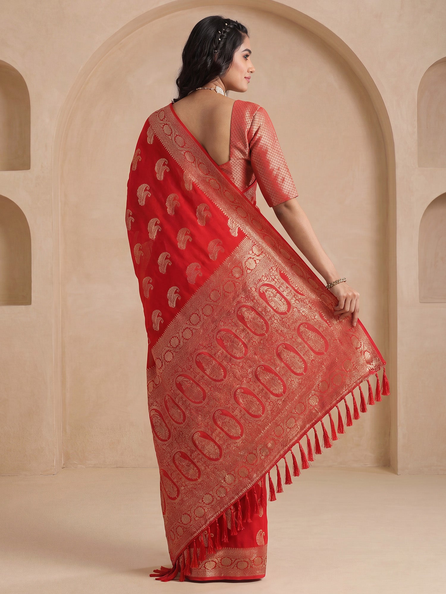 Red Georgette saree – detail view 1