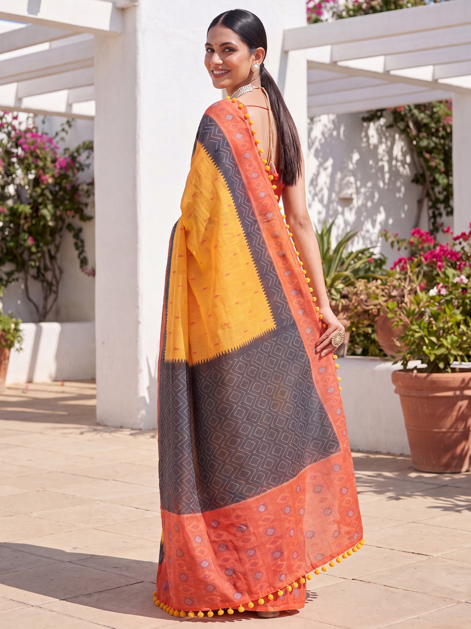 Orange Cotton Linen saree – detail view 1