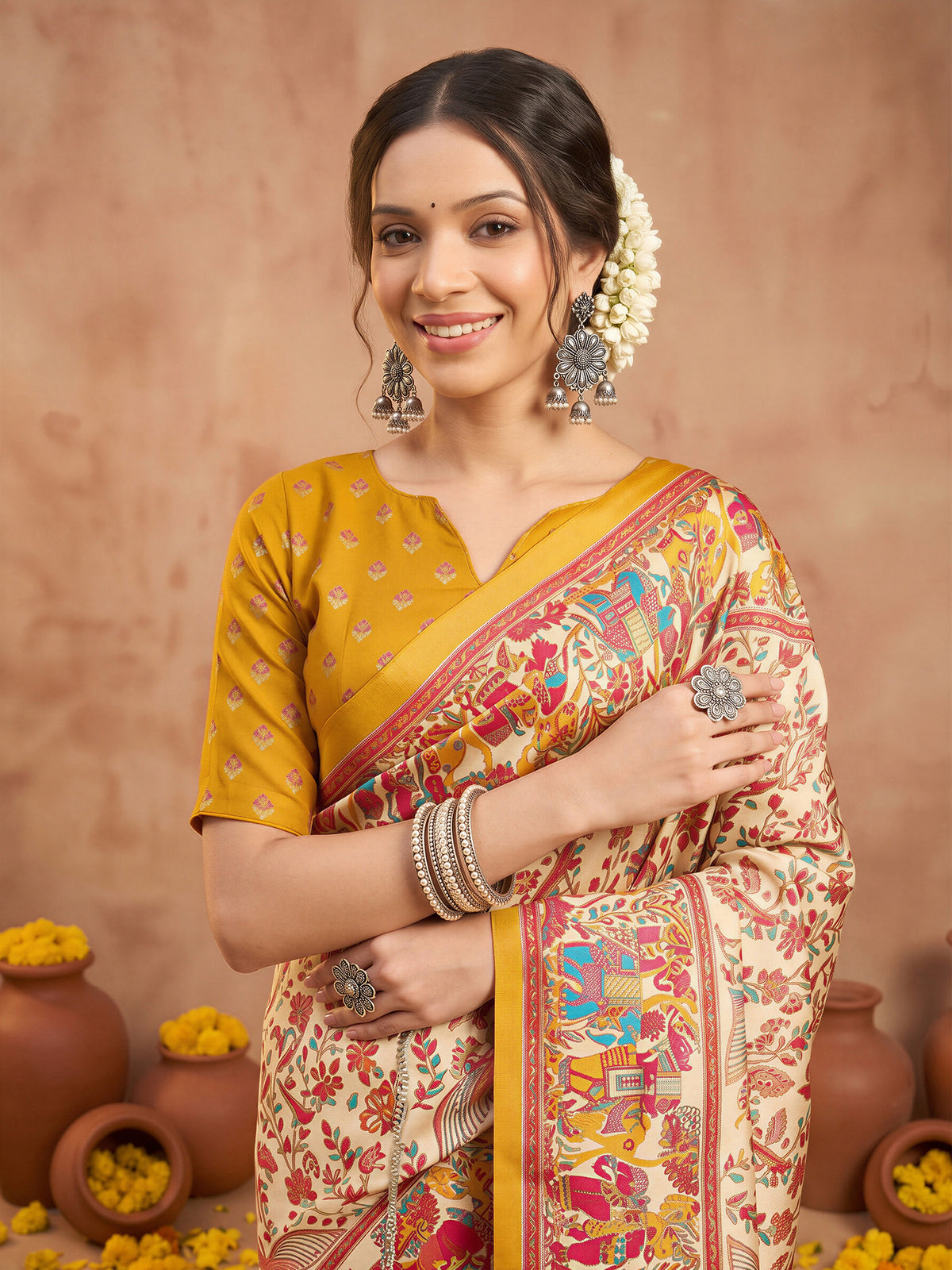 Assorted Silk Blend saree – detail view 4