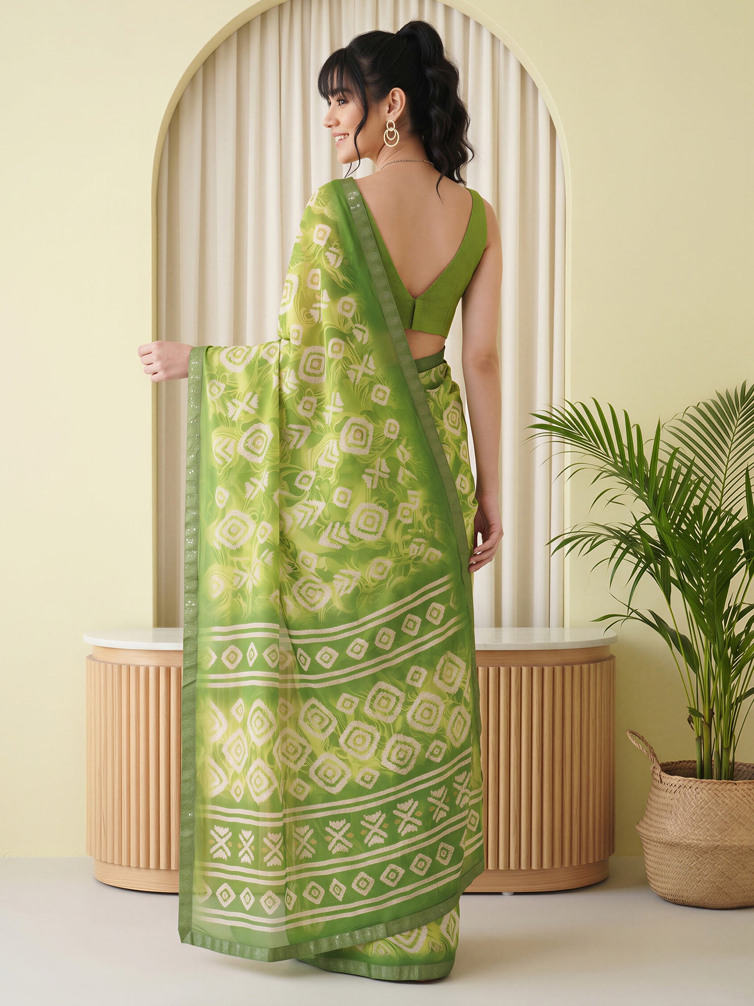 Light Green Georgette saree – detail view 1