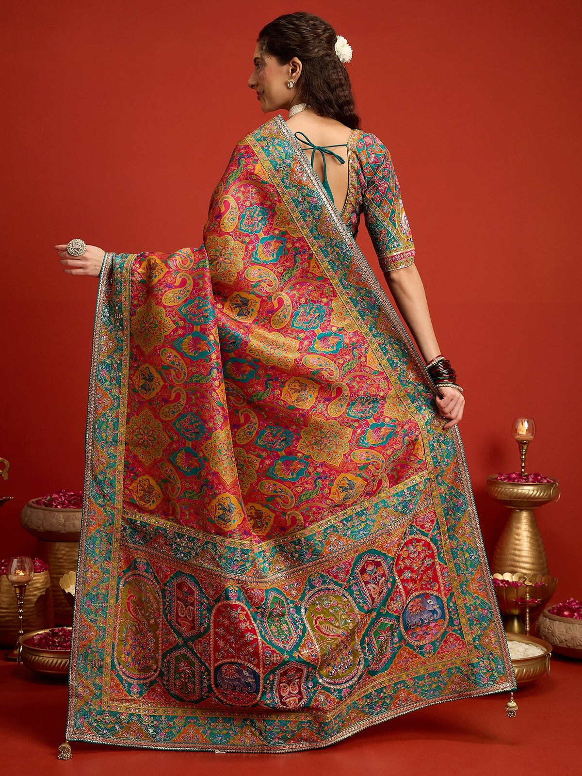 Pink Silk Blend saree – detail view 2