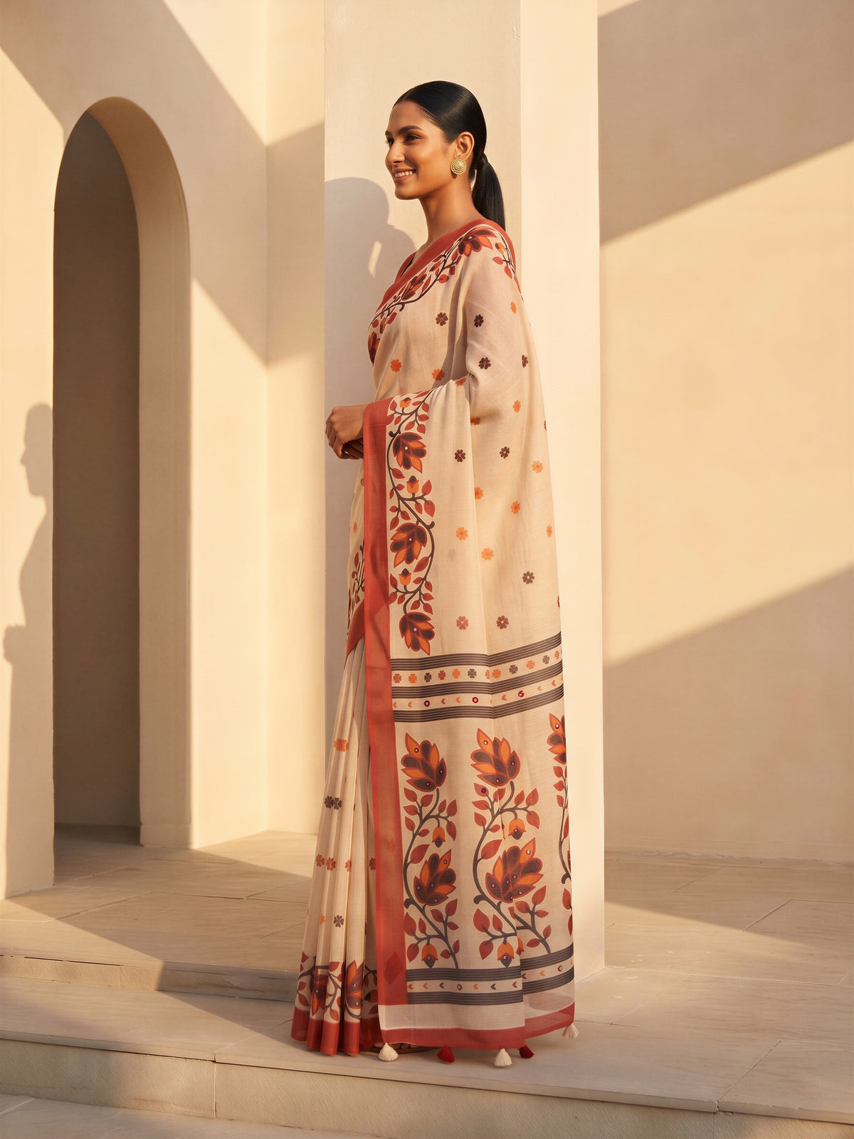 Beige Linen Blend saree – detail view 2