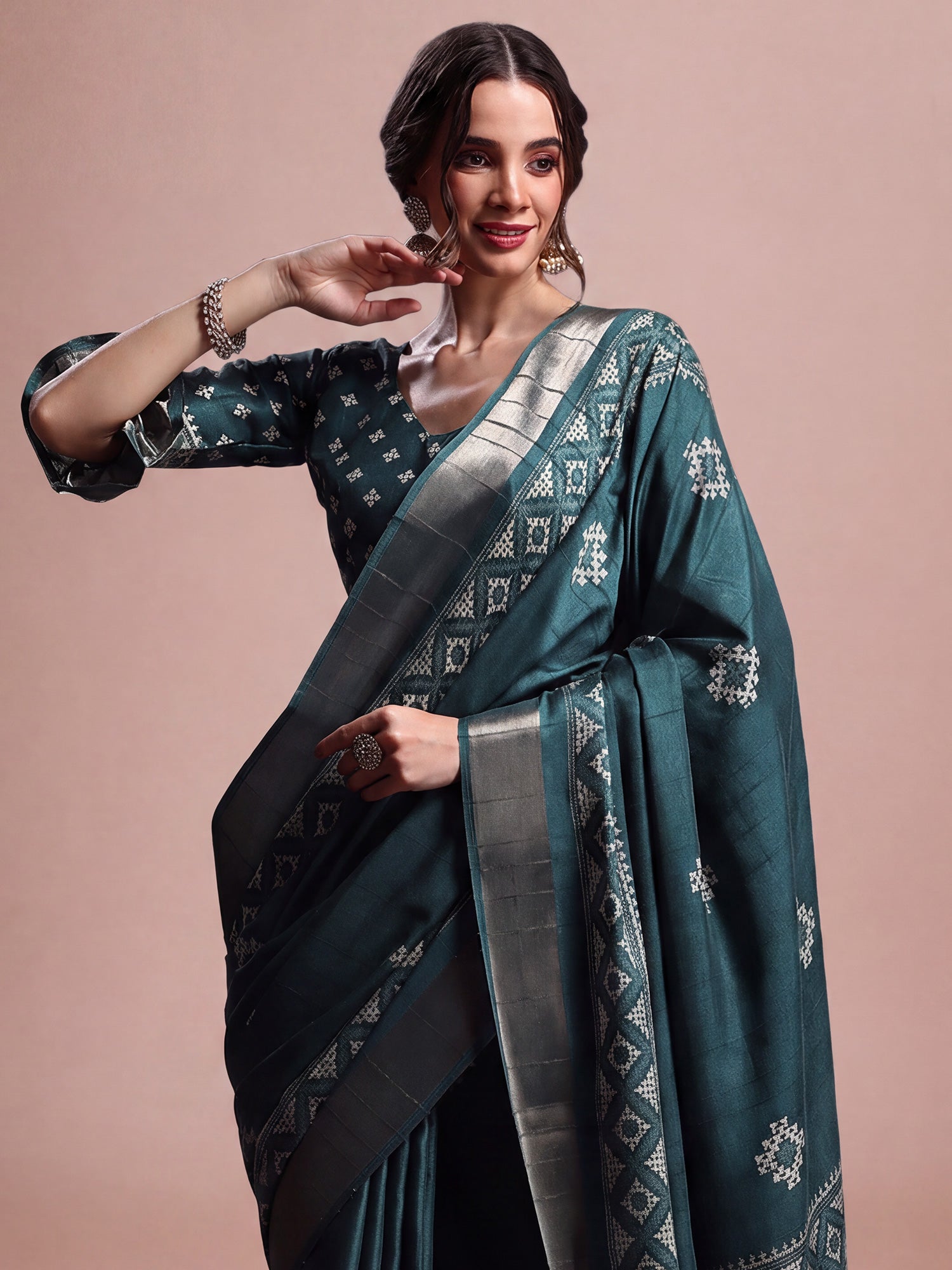 Teal Blue Silk Blend saree – detail view 3