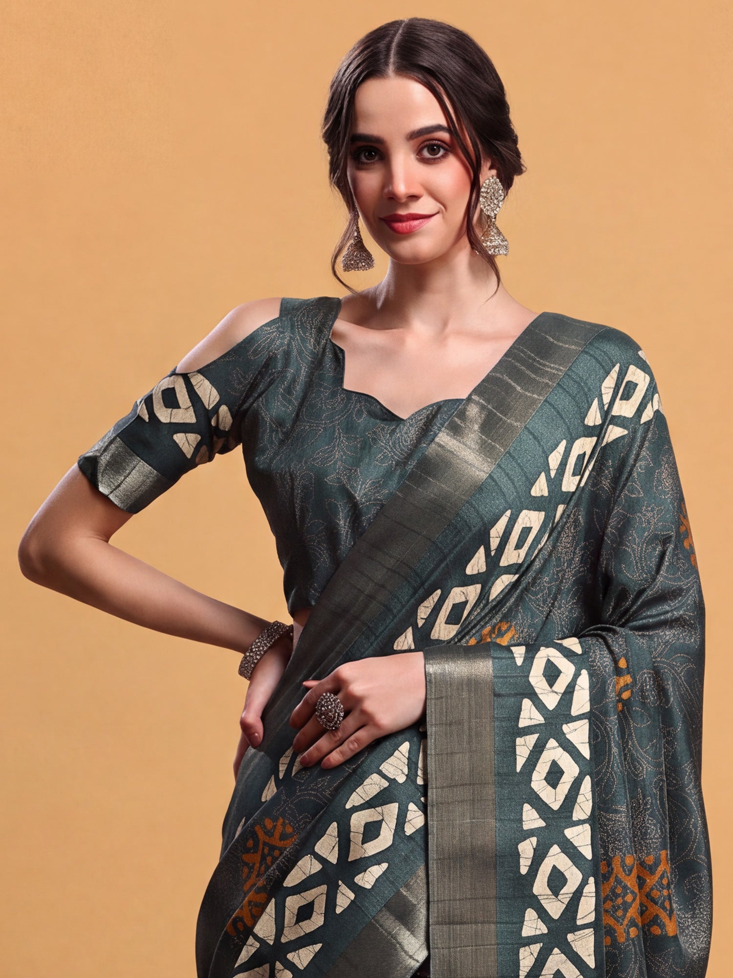 Teal Green Silk Blend saree – detail view 4