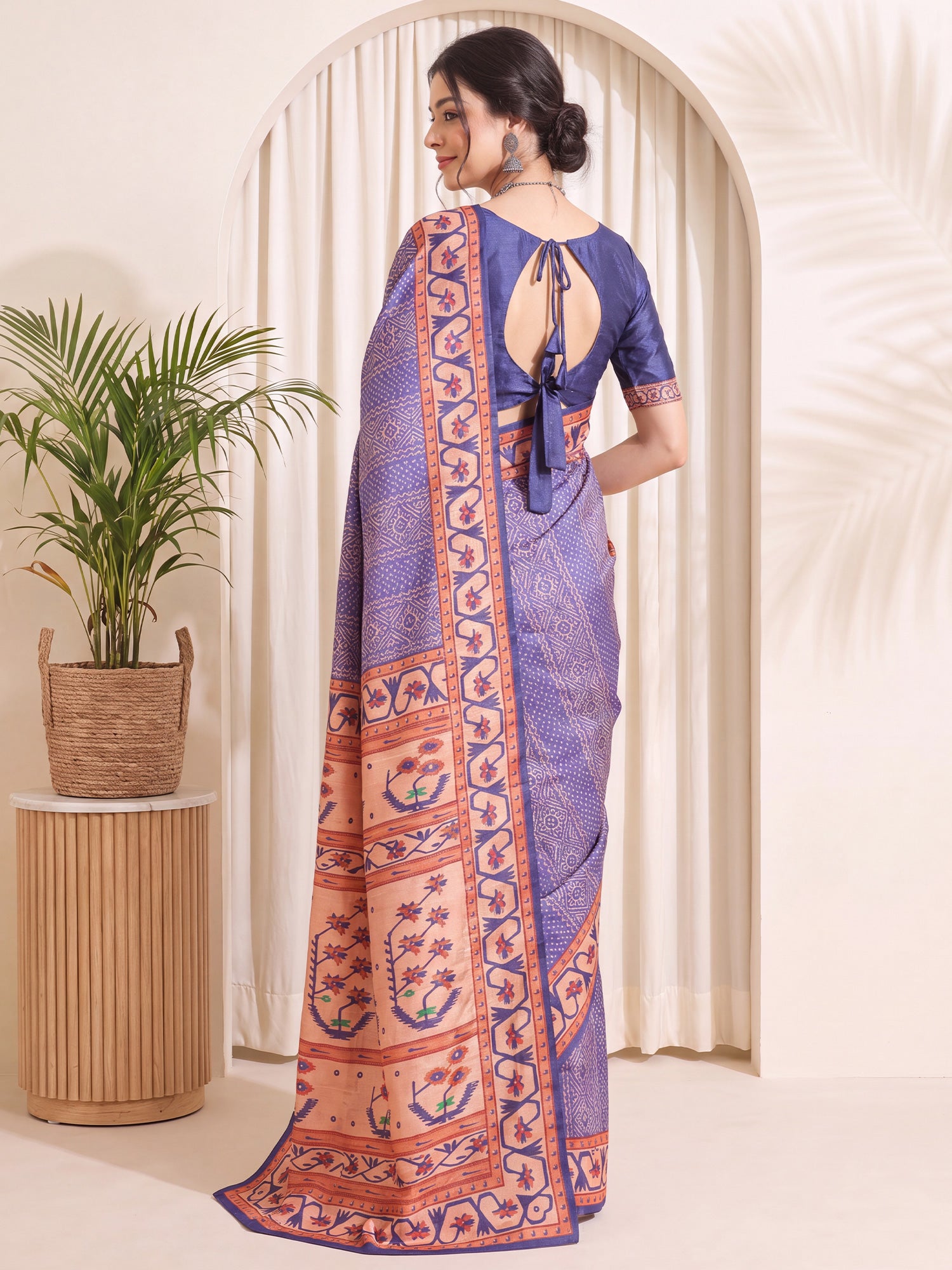 Lavender Silk Blend saree – detail view 1