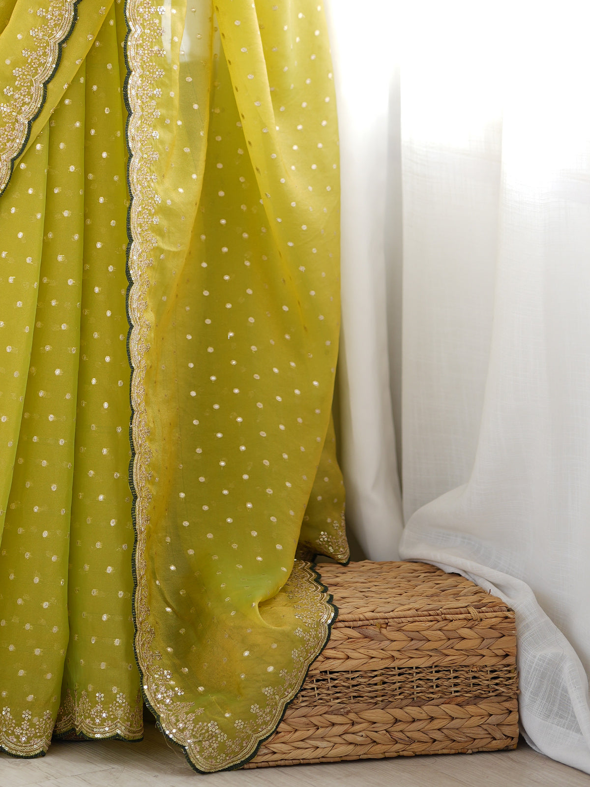 Lime Green Silk Blend saree – detail view 5
