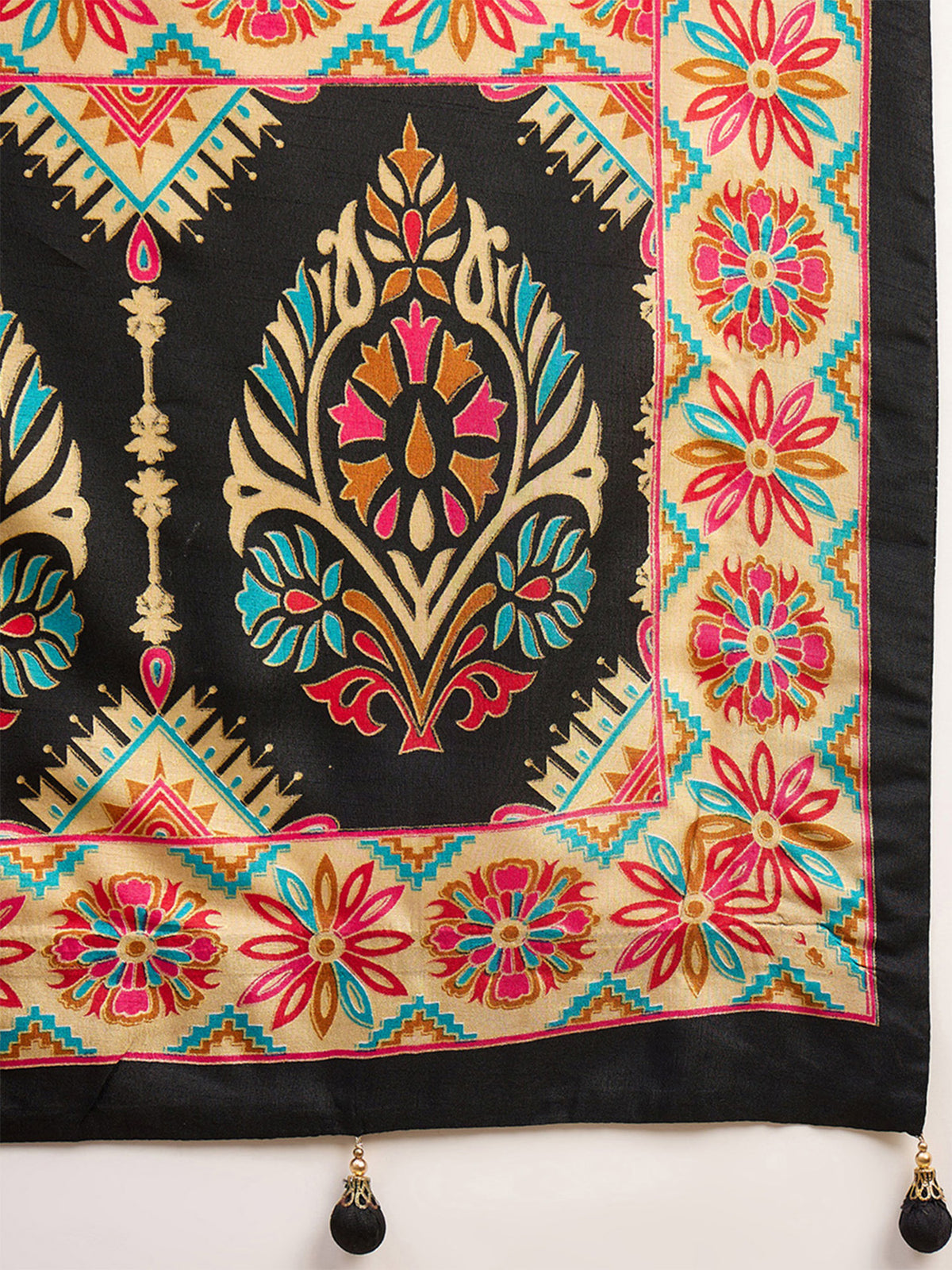 Assorted Silk Blend saree – detail view 5