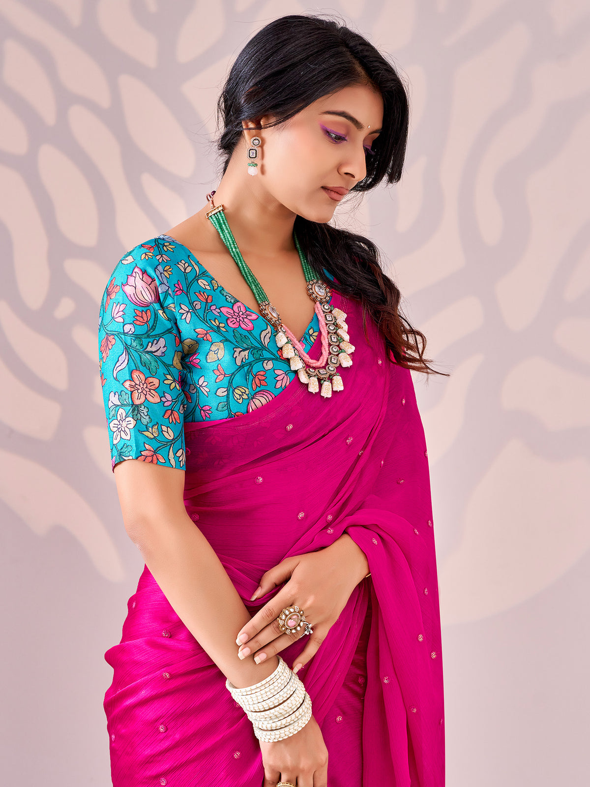 Pink Chiffon saree – detail view 3
