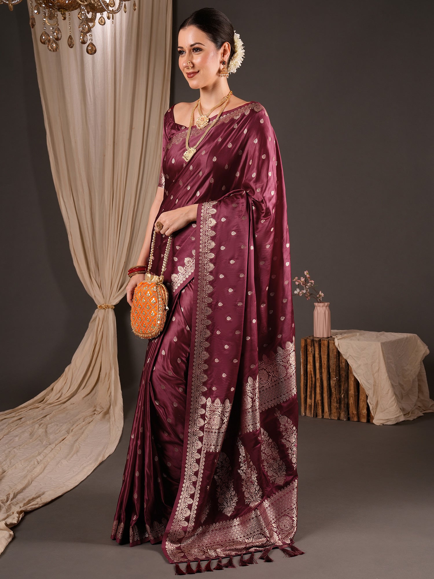 Wine Silk Blend saree – detail view 2