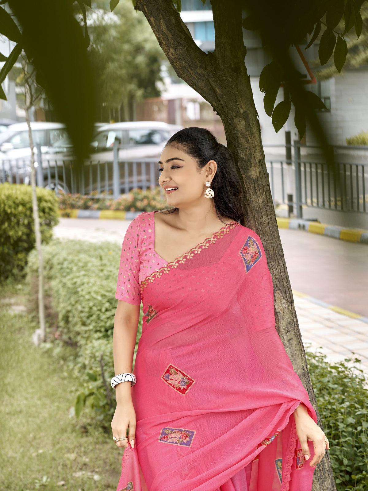 Peach chiffon saree view 3
