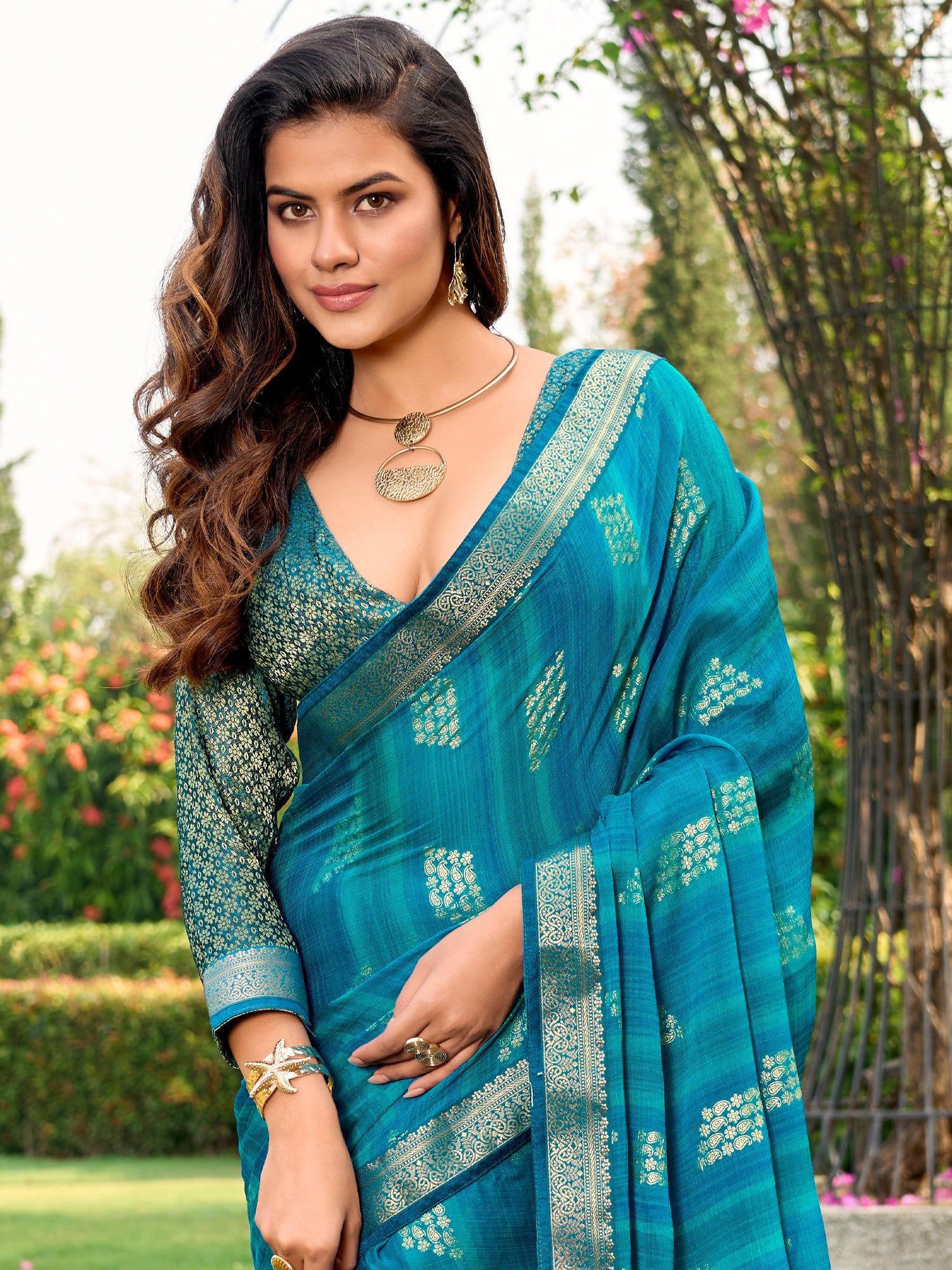 Teal Blue Chiffon saree – detail view 4