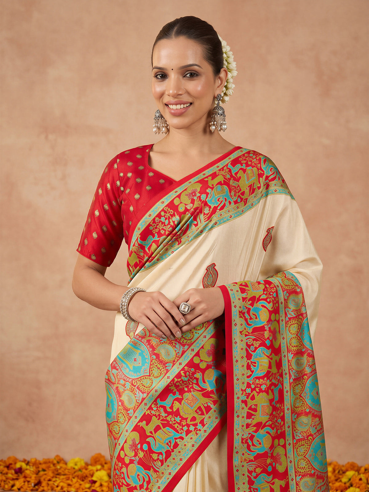 Red Silk Blend saree – detail view 4