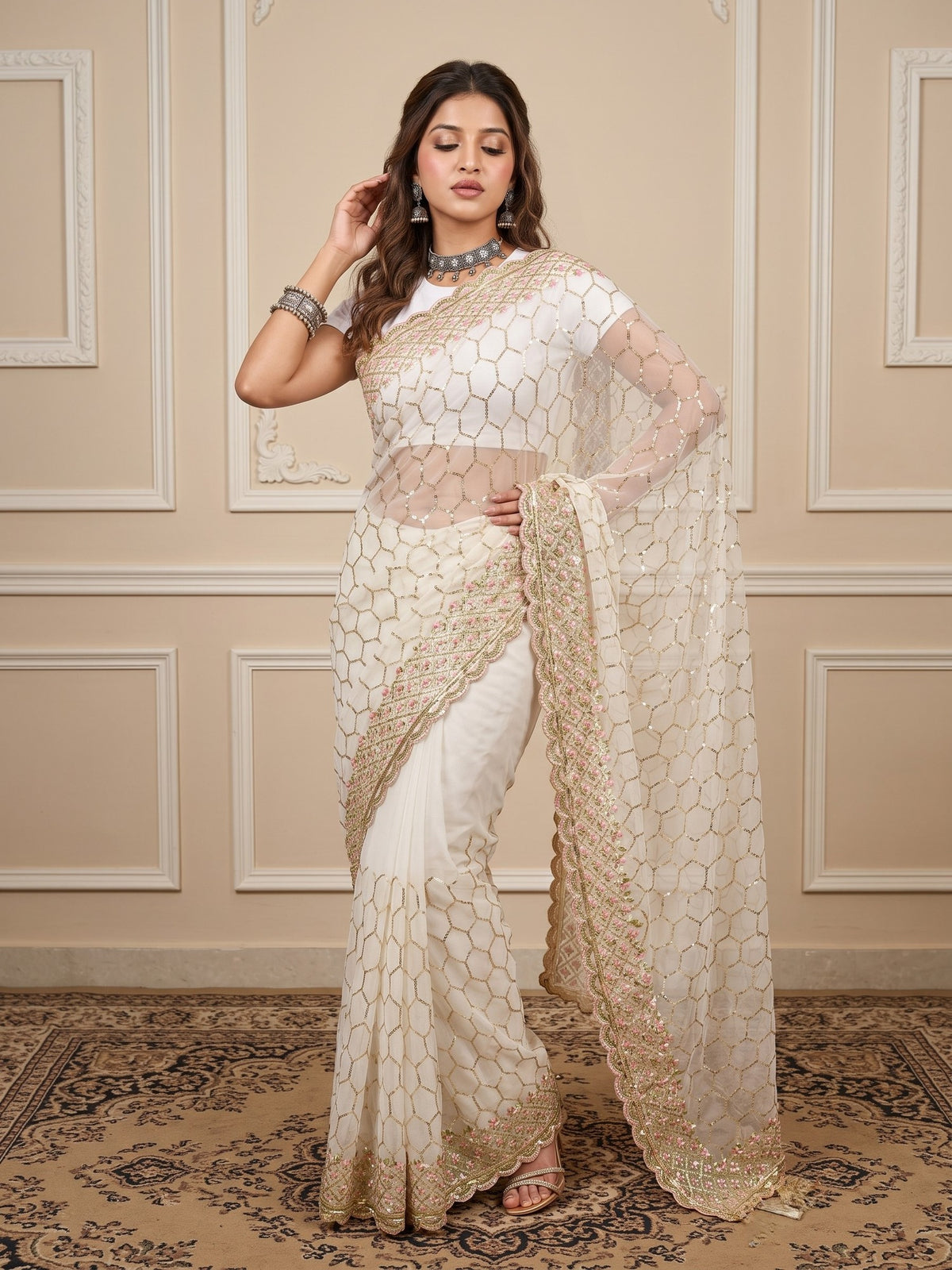 Offwhite Georgette saree – detail view 4