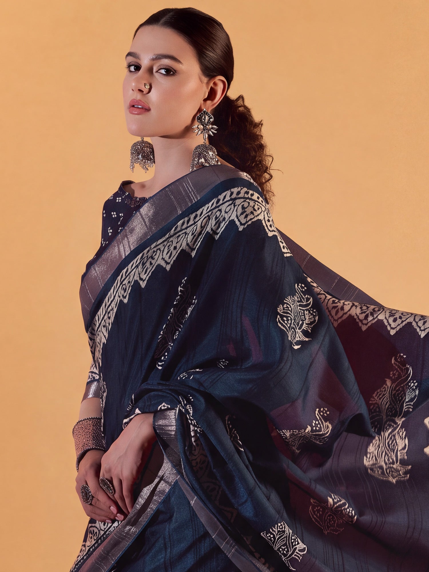 Teal Blue Silk Blend saree – detail view 3