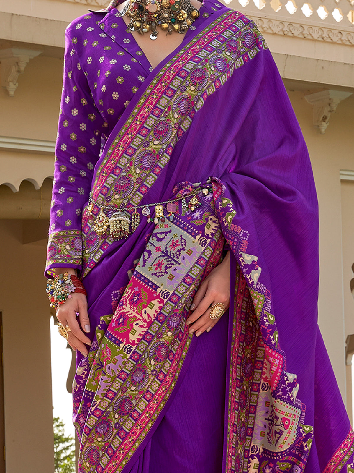 Violet Silk Blend saree – detail view 2