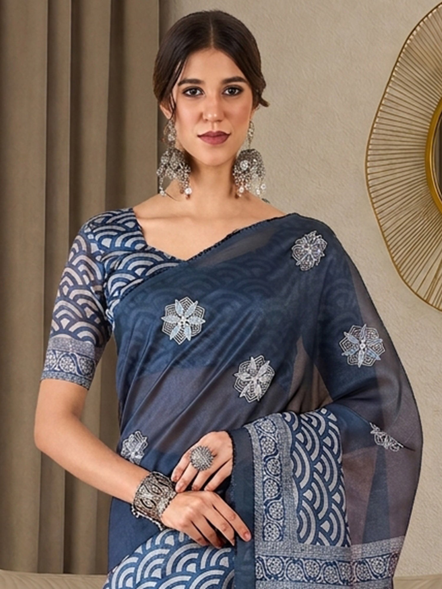 Blue Silk Blend saree – detail view 4
