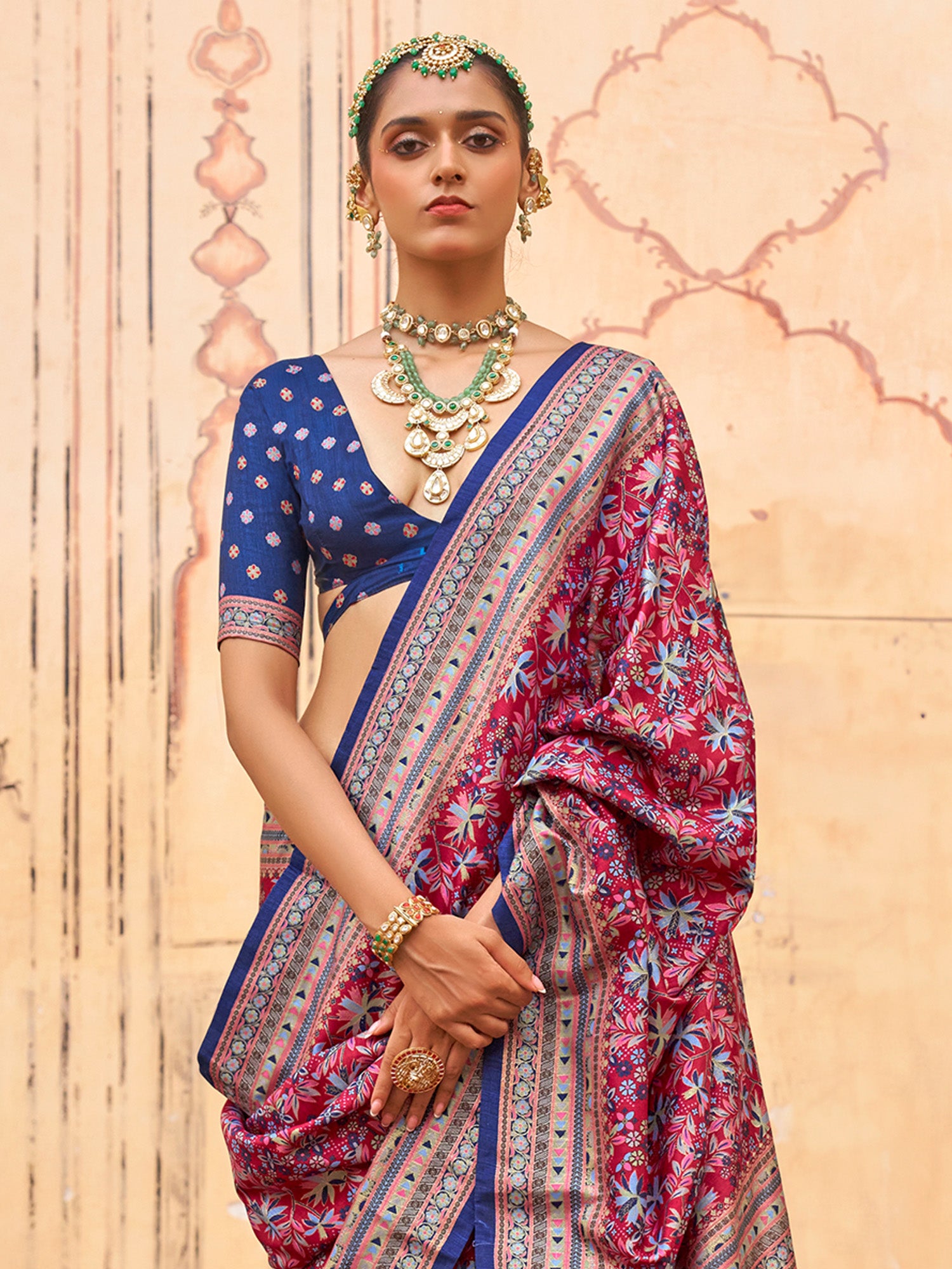 Magenta Silk Blend saree – detail view 3