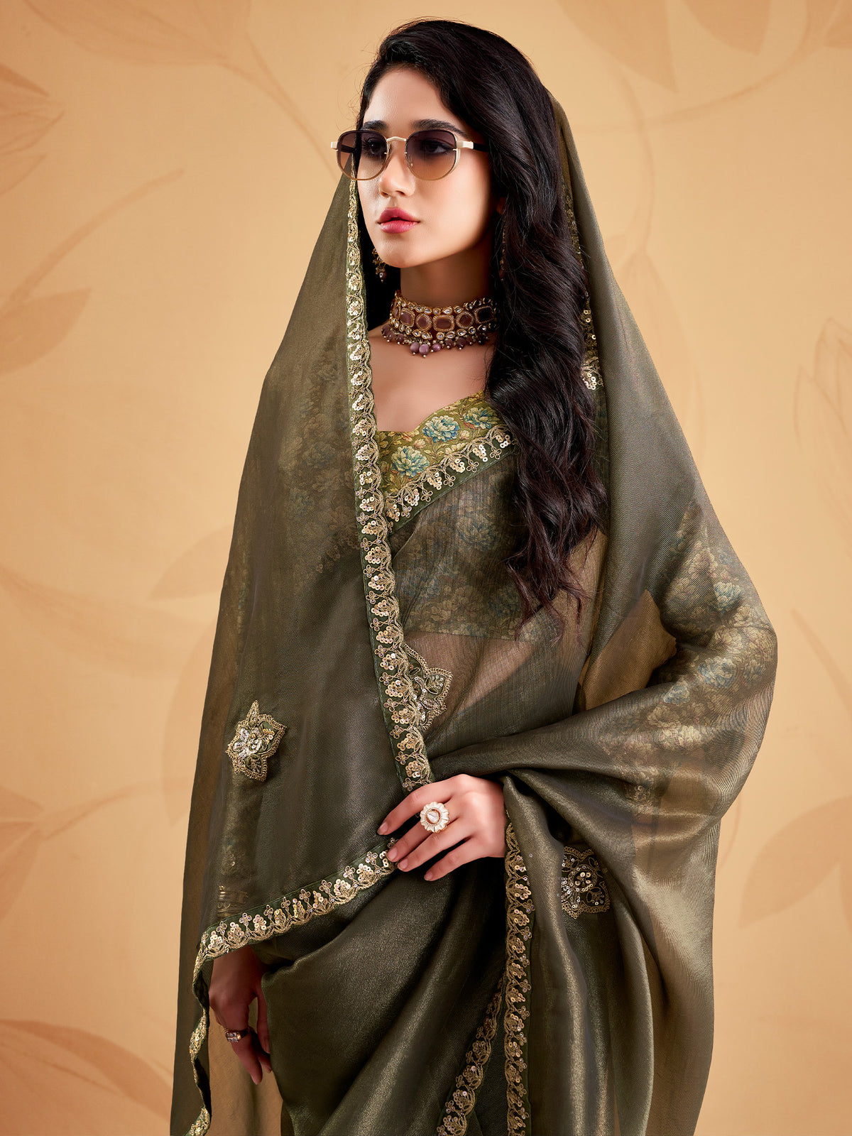 Olive Tissue saree – detail view 3