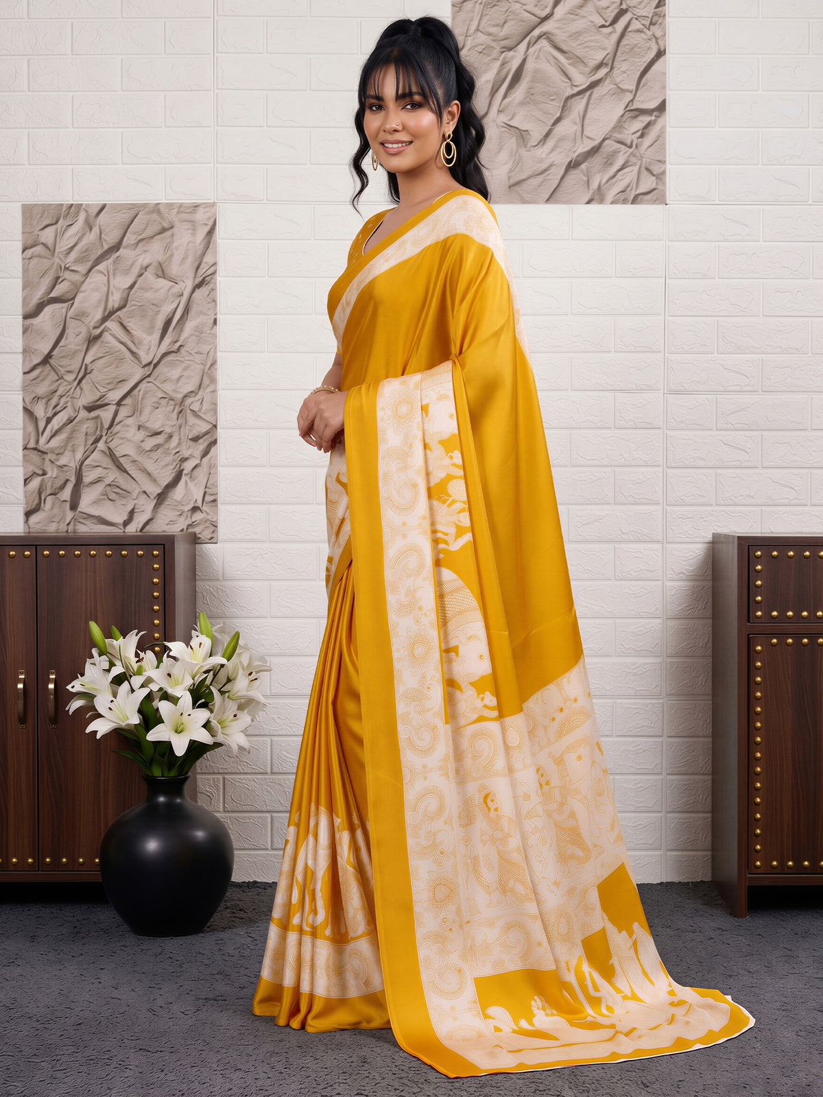 Mustard Satin saree – detail view 2