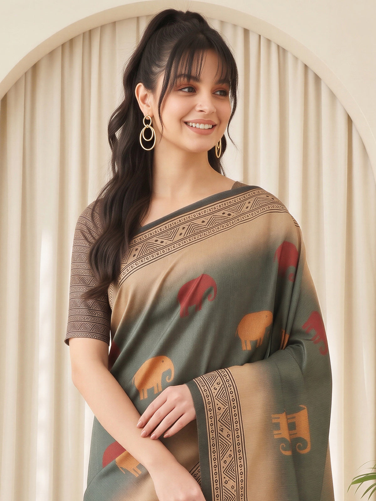 Grey Silk Blend saree – detail view 4
