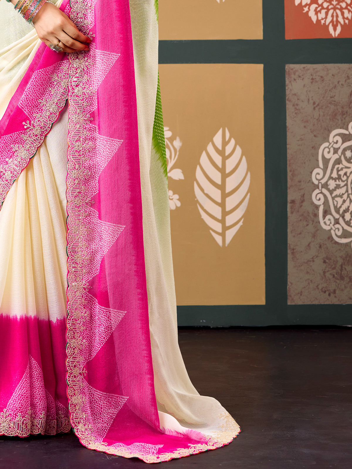 Cream Chiffon saree – detail view 4