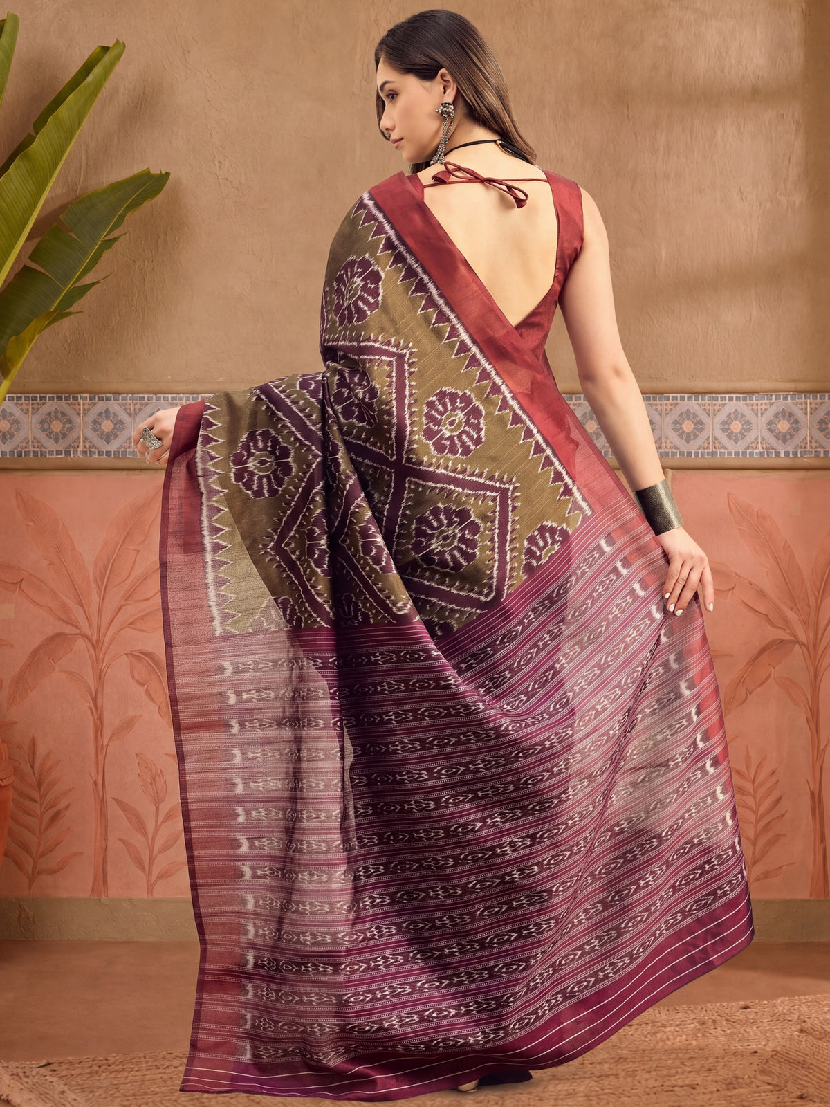 Olive Bhagalpuri Silk saree – detail view 2