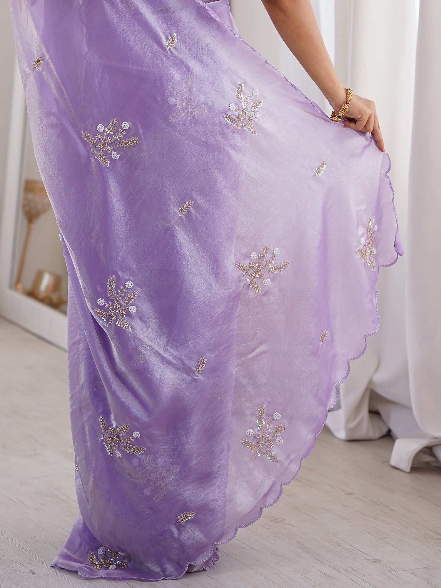 Lavender Satin saree – detail view 5