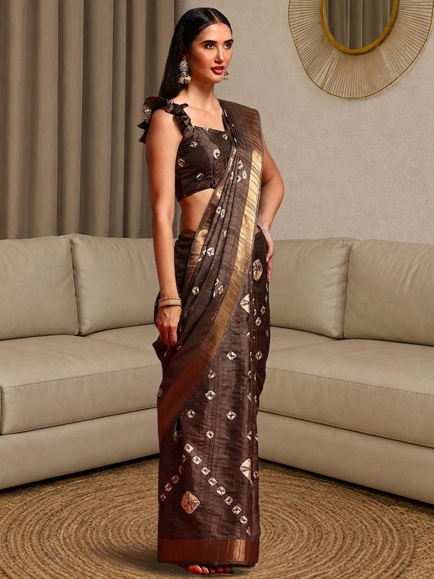 Brown Silk Blend saree – detail view 2