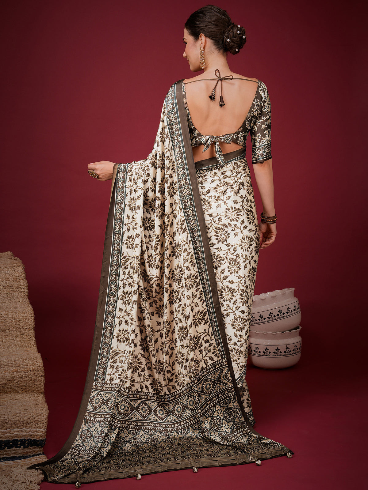 Cream Satin saree – detail view 1