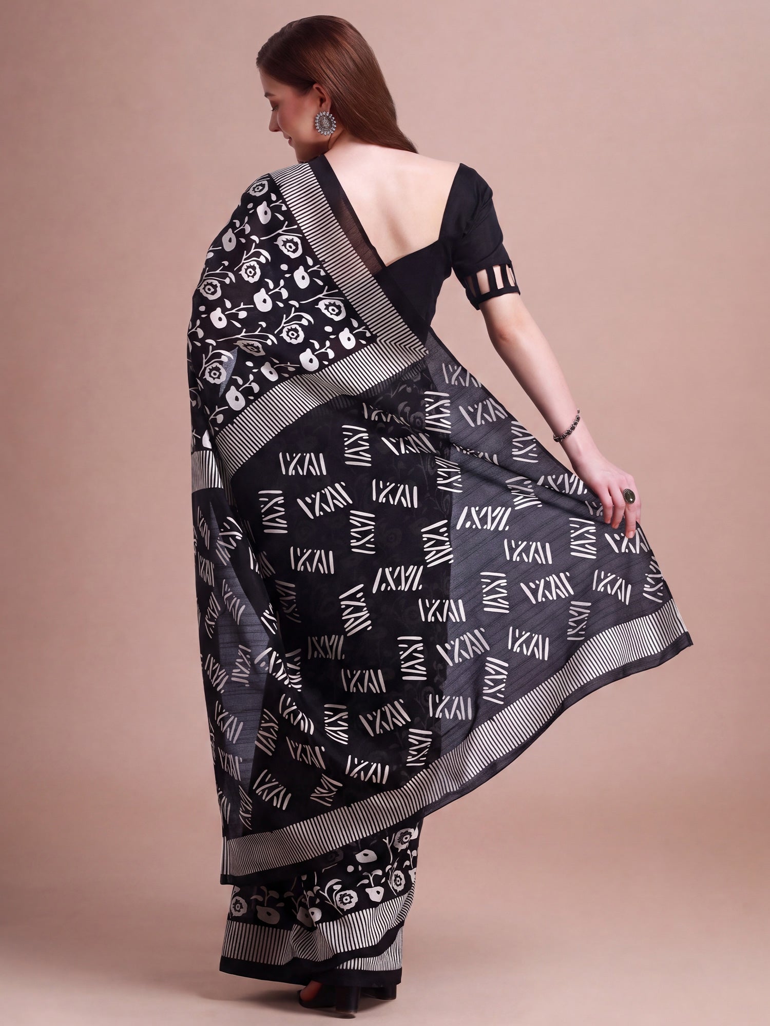 Black Bhagalpuri Silk saree – detail view 1