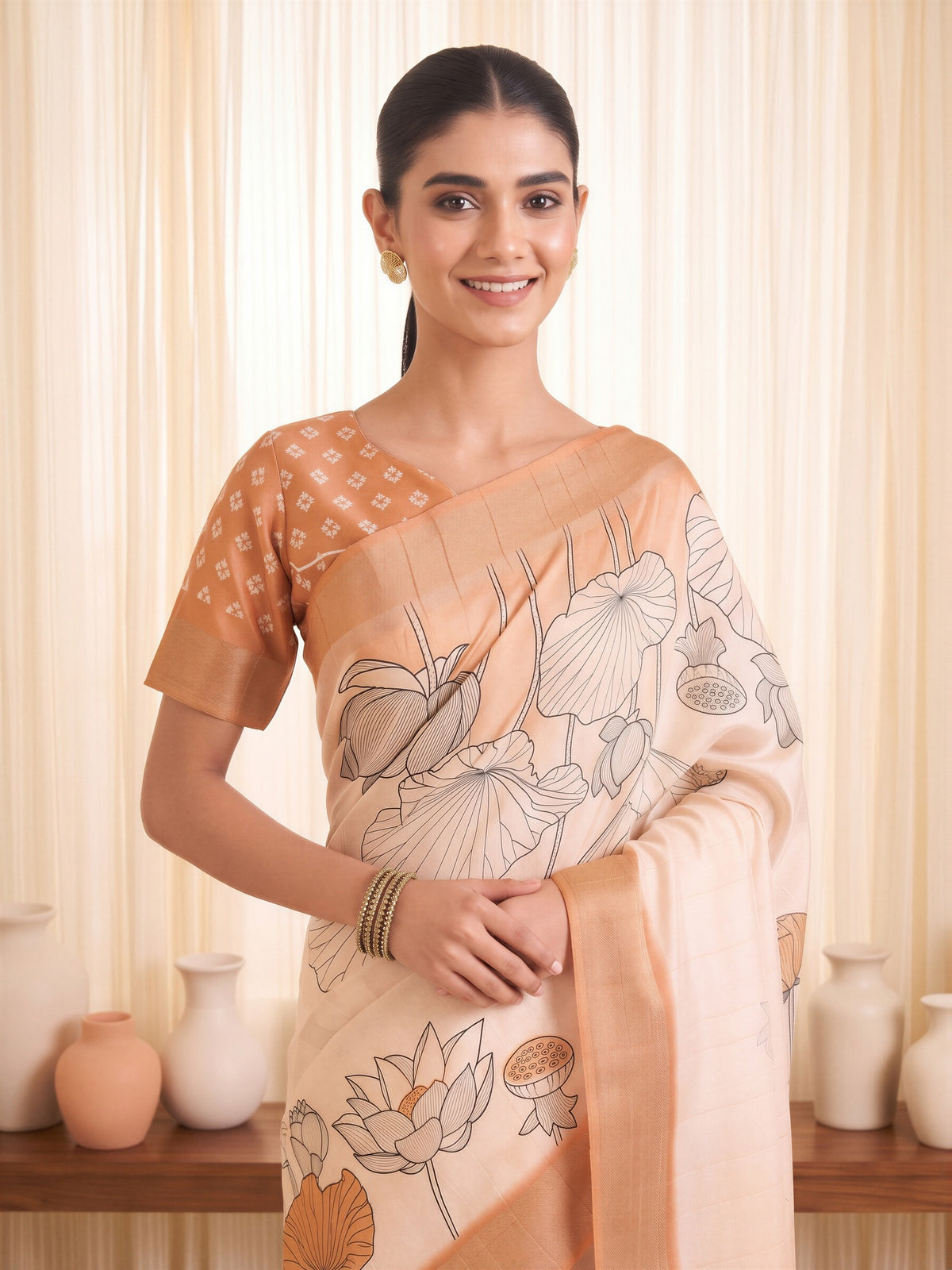 White Satin Silk saree – detail view 4