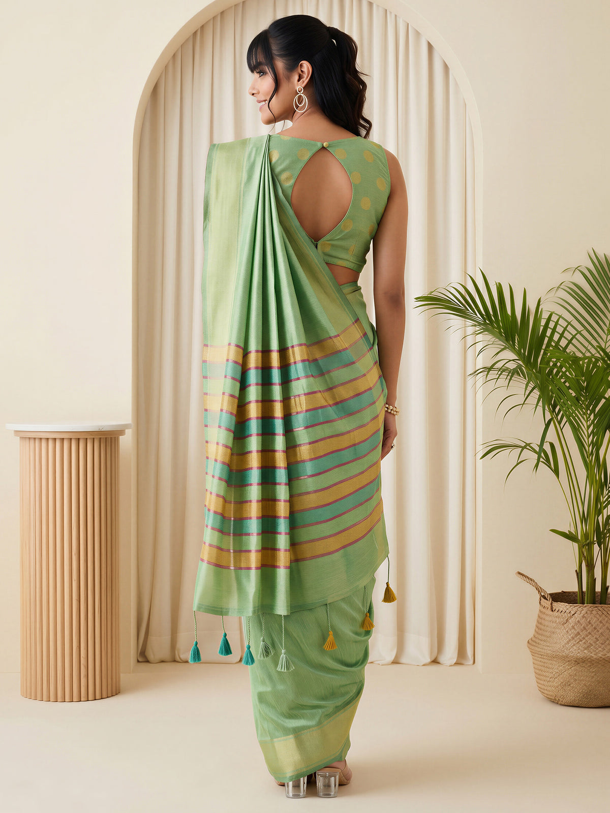 Light Green Bhagalpuri Silk saree – detail view 1