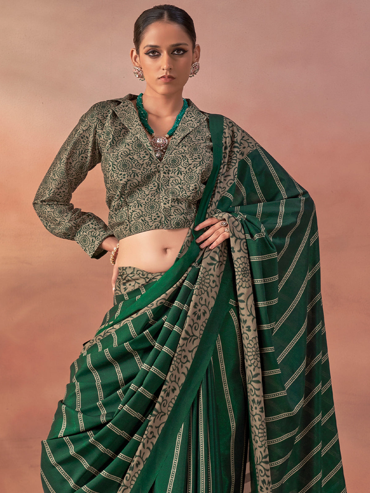 Green Silk Blend saree – detail view 2