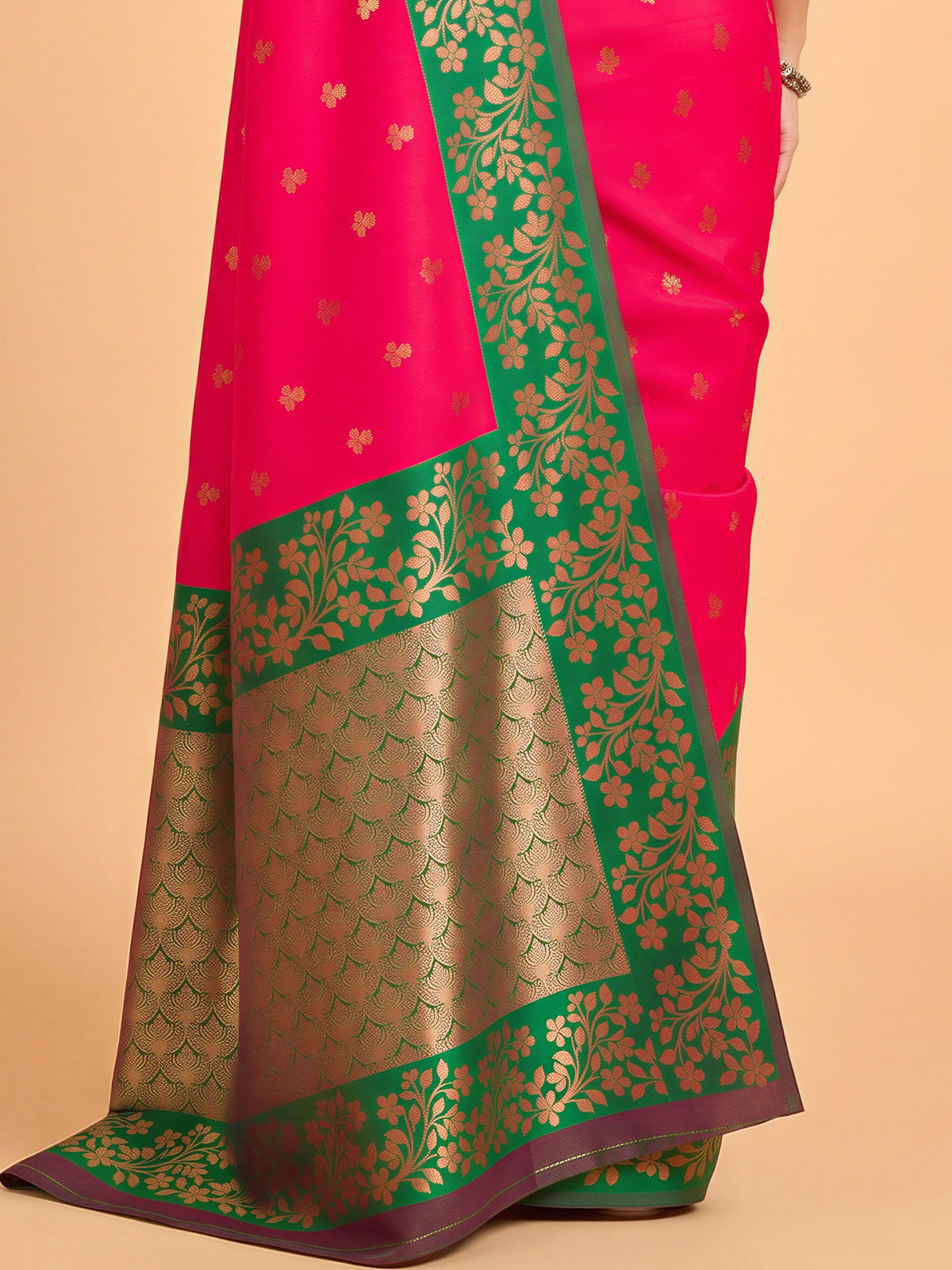 Pink Cotton Blend saree – detail view 5