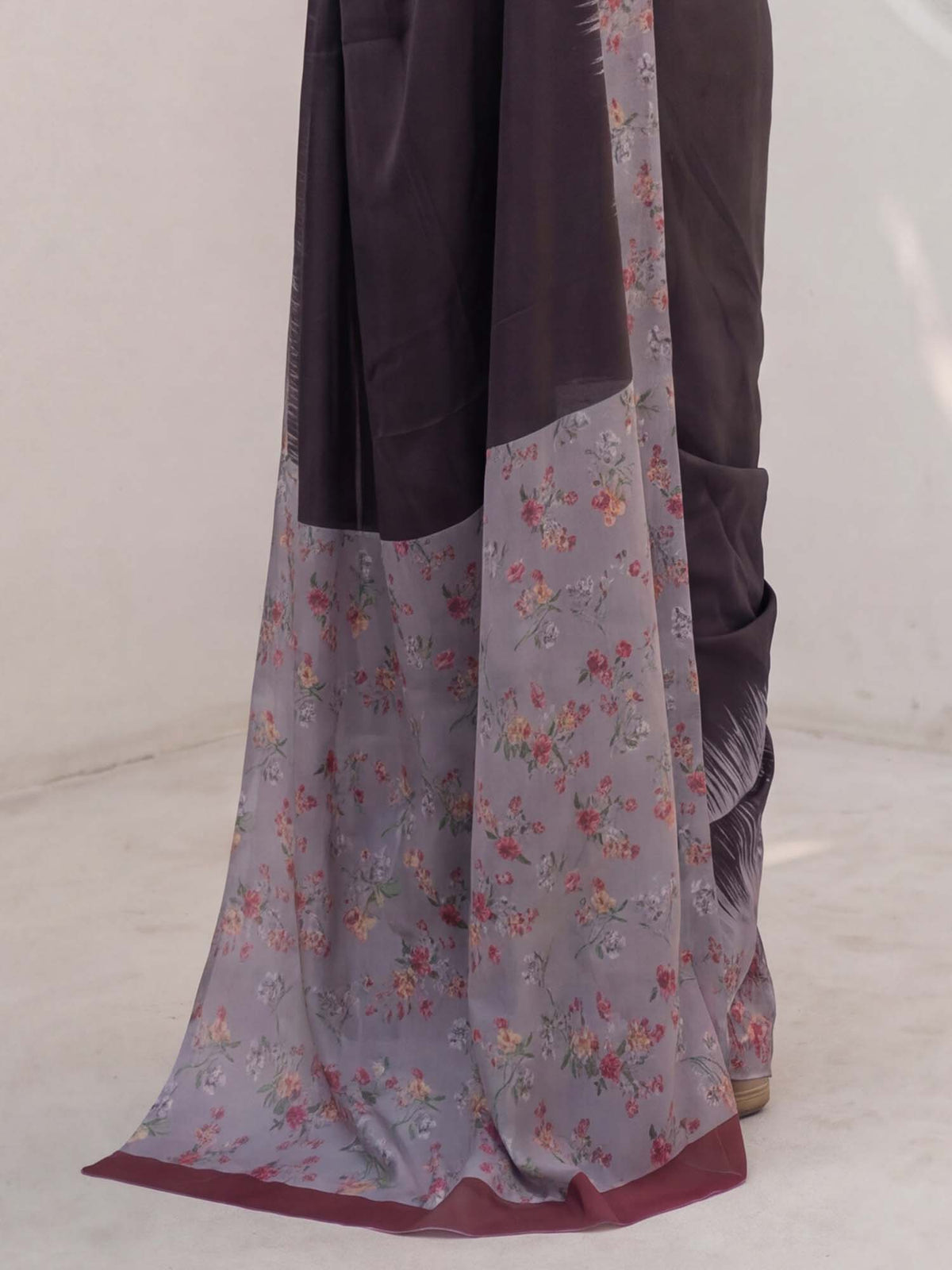 Black Crepe saree – detail view 5