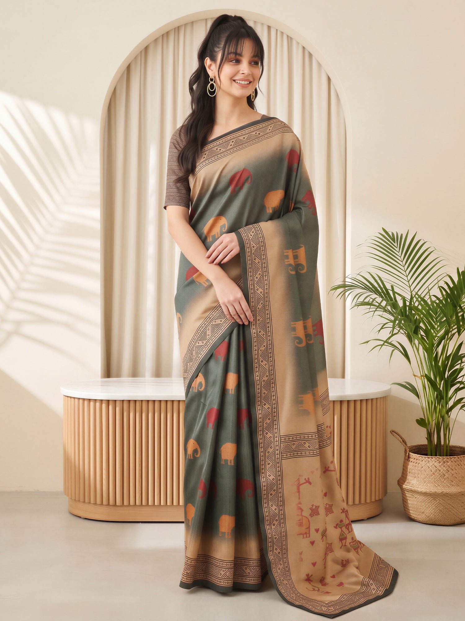 Grey Silk Blend saree – detail view 2