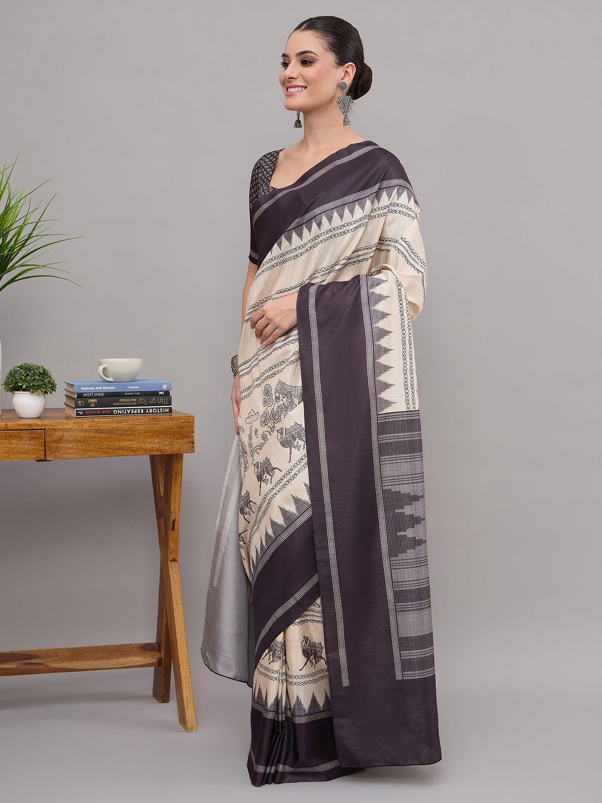 Off White soft silk saree view 3