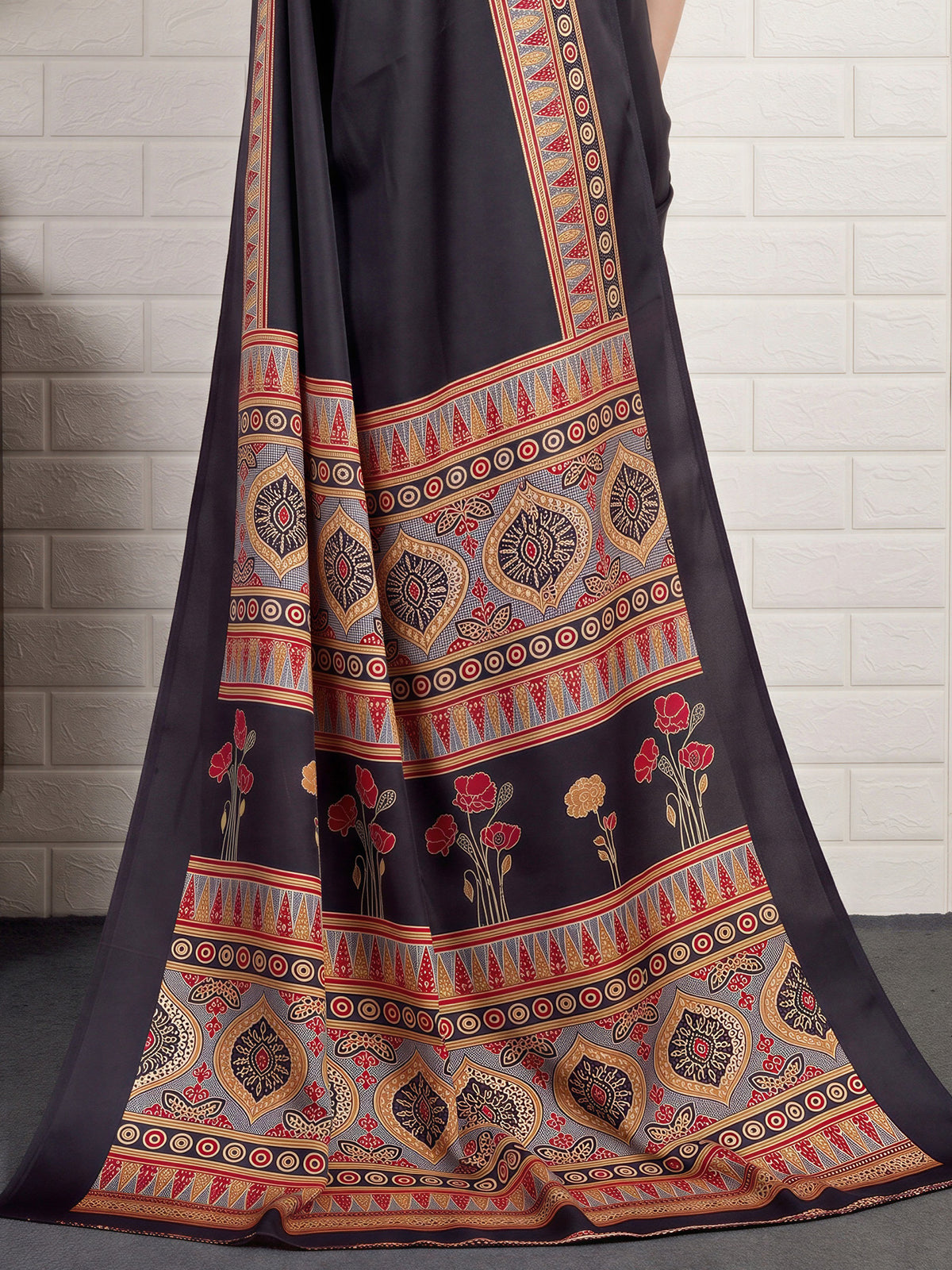 Black Satin saree – detail view 5